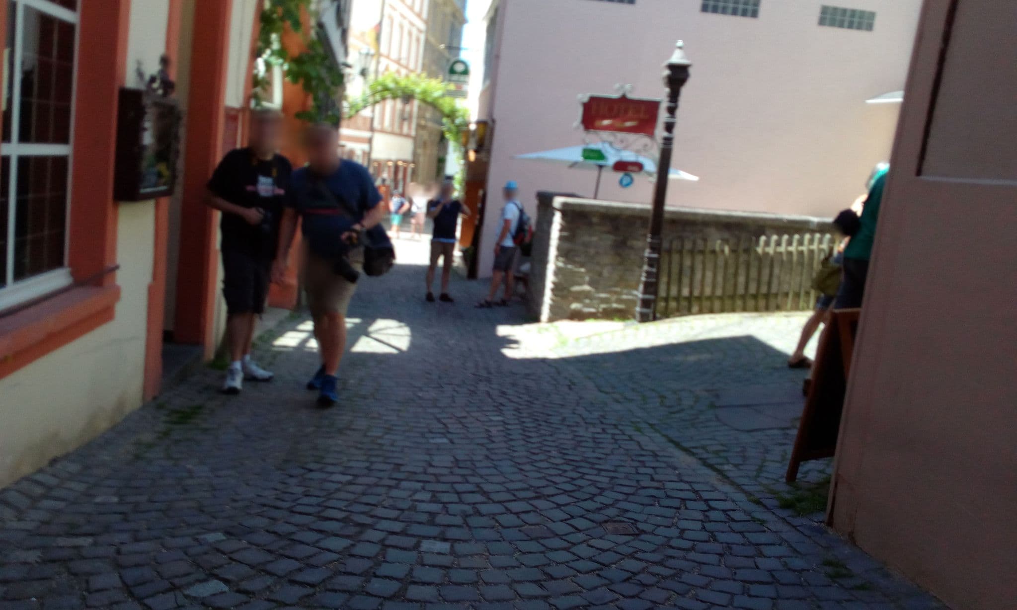 Street view near Doctor Weinstube, Bernkastel-Kues — © micmin1972 (CC BY-SA · Mapillary)