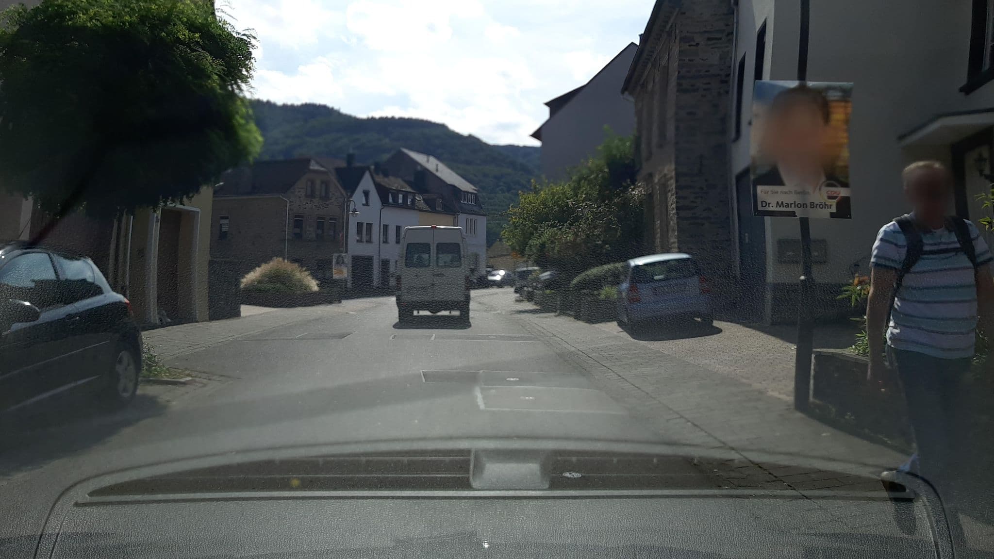 Street view near Pension Haus Coen, Bernkastel-Kues — © Lowiekse (CC BY-SA · Mapillary)