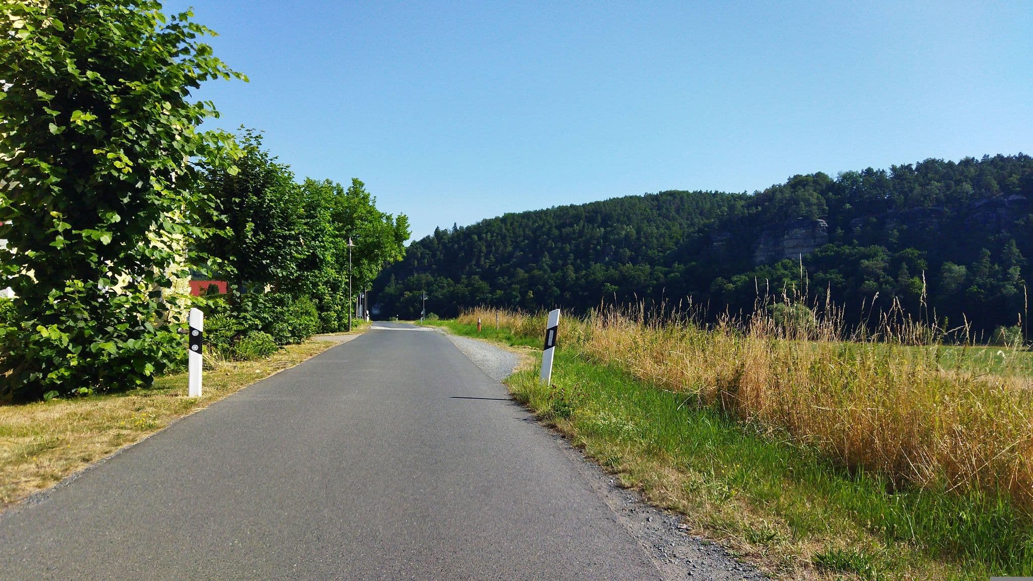 Street view near Hinterland Hostel, Porschdorf — © changchun1 (CC BY-SA · Mapillary)