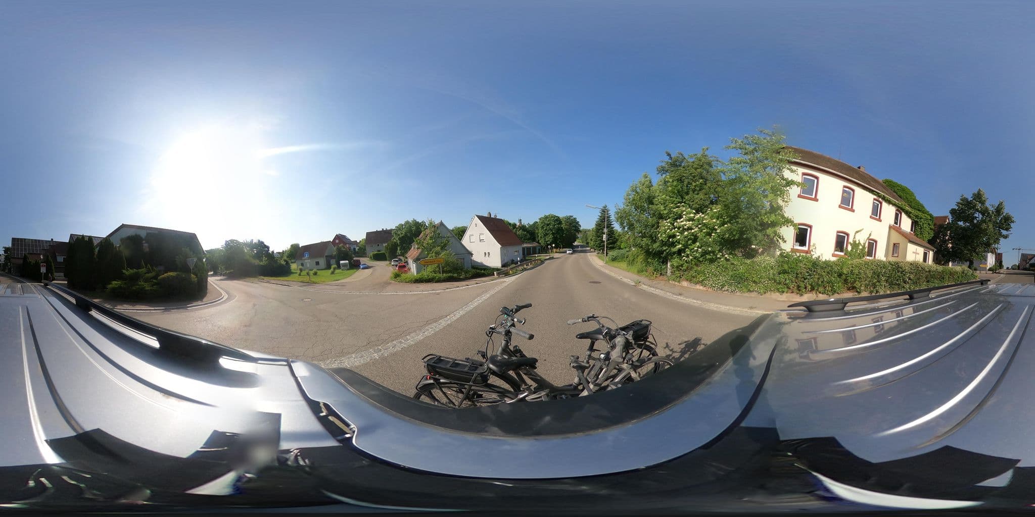 Street view near Pension Zur Linde, Feuchtwangen — © Mobilitaetswerk (CC BY-SA · Mapillary)
