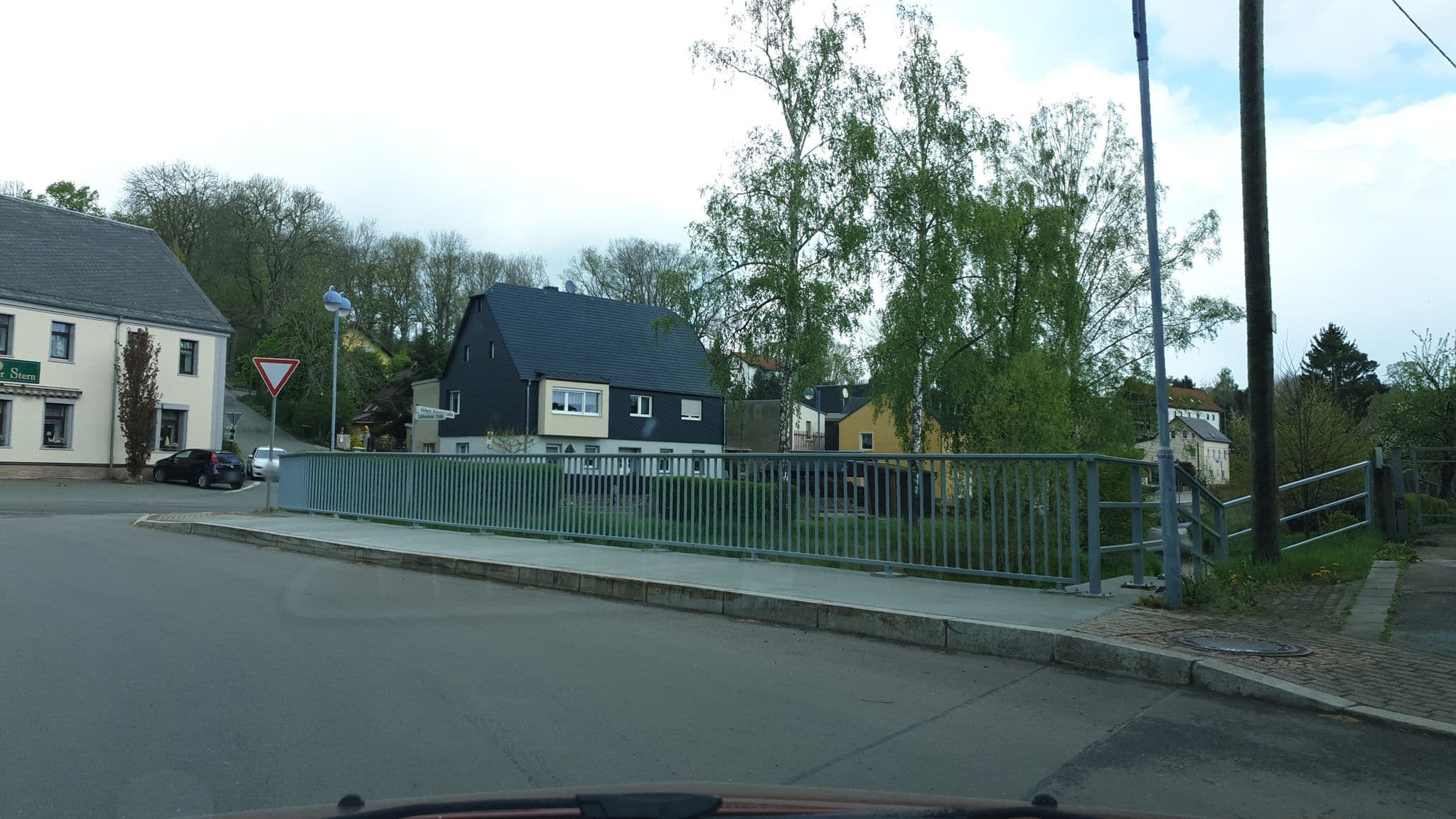 Street view near Goldener Stern, Sankt Egidien — © canislupus (CC BY-SA · Mapillary)