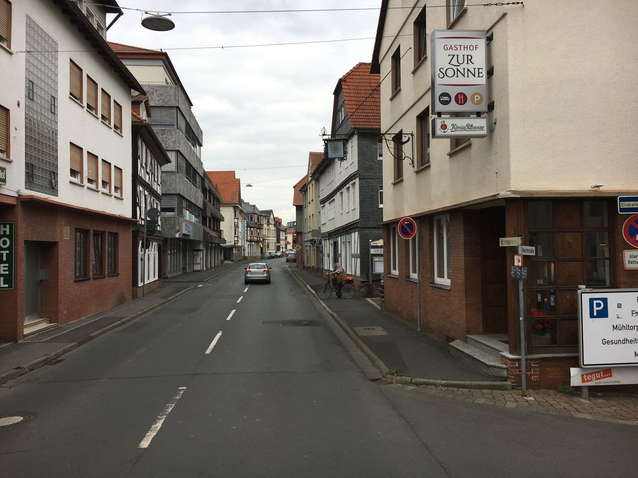 Street view near Hessischer Hof, Kirchhain — © bahnpirat (CC BY-SA · Mapillary)