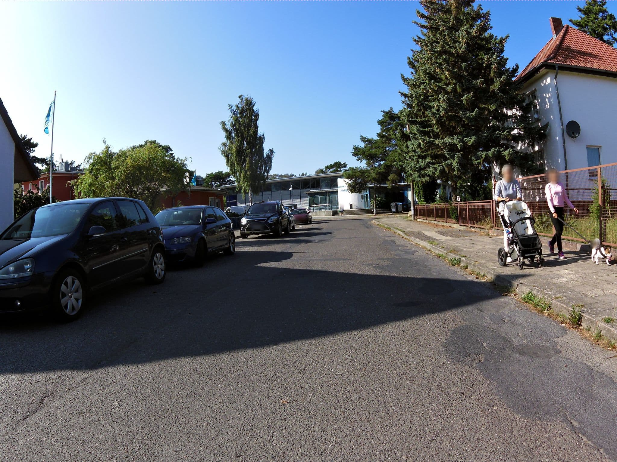 Street view near Erika, Seebad Heringsdorf — © zoegglmeyr (CC BY-SA · Mapillary)