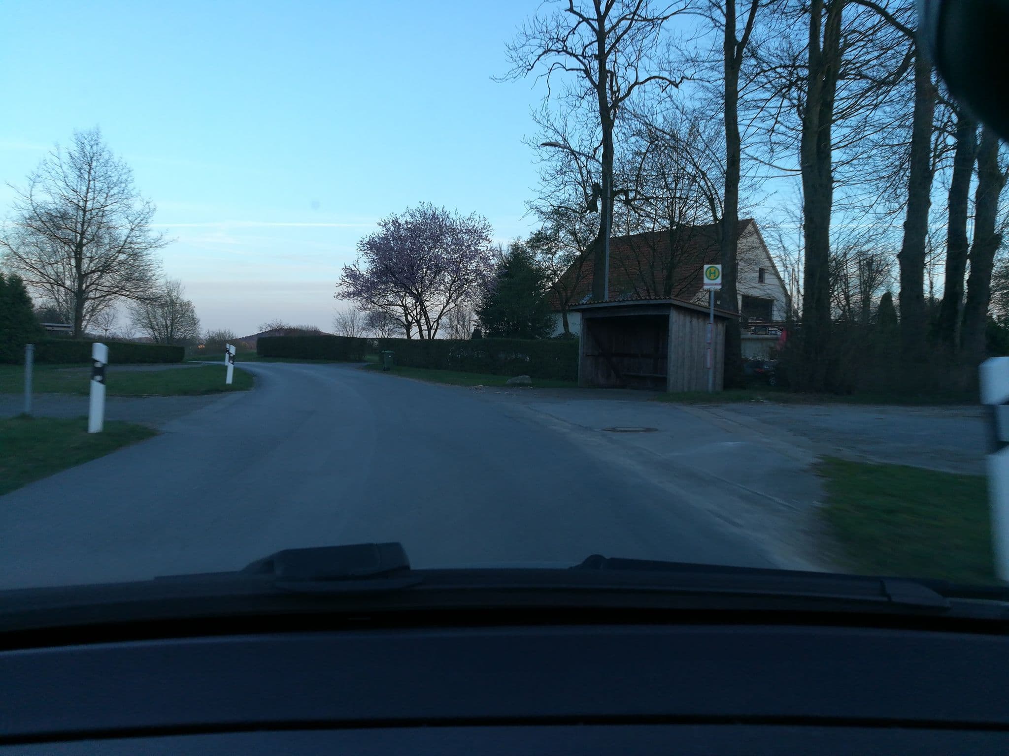 Street view near Pension Hettrich, Halle — © thorstenh (CC BY-SA · Mapillary)