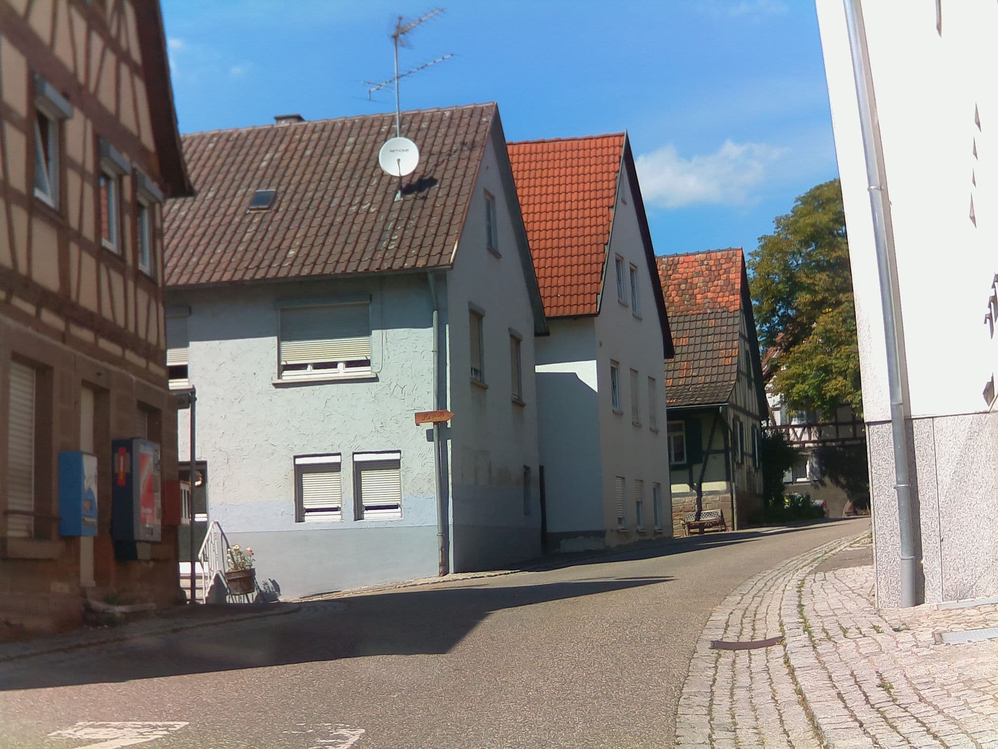 Street view near Kachelofa, Sersheim — © ramap (CC BY-SA · Mapillary)