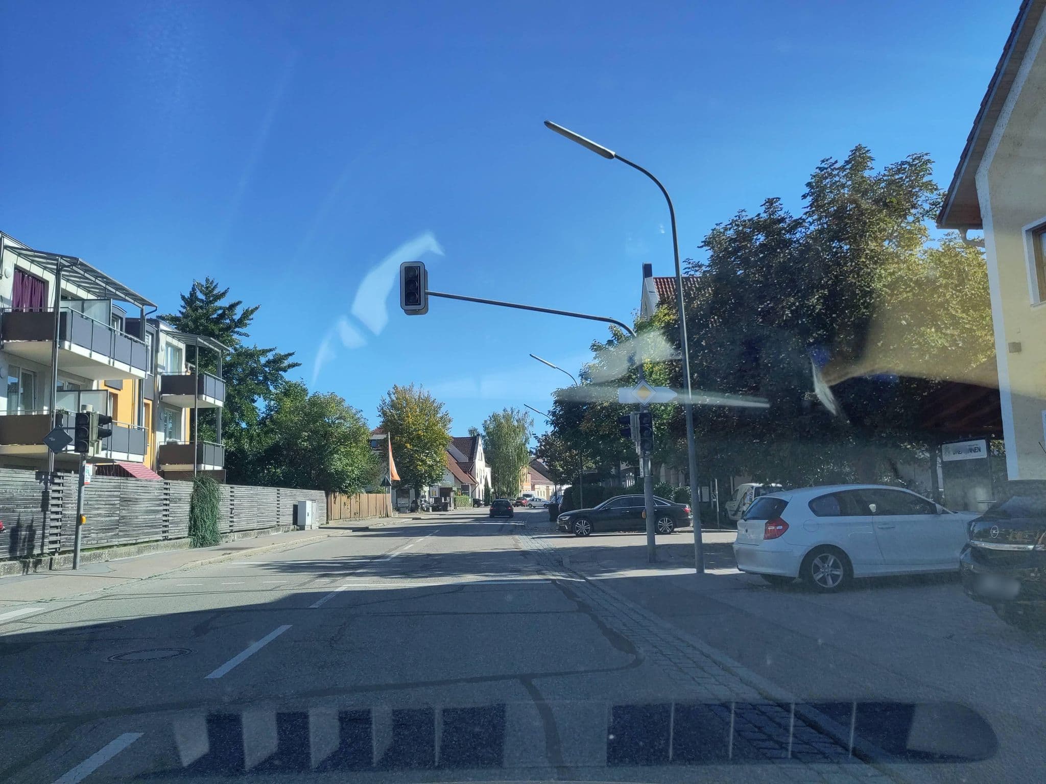 Street view near Drei Tannen, Moosburg — © Crotaro (CC BY-SA · Mapillary)