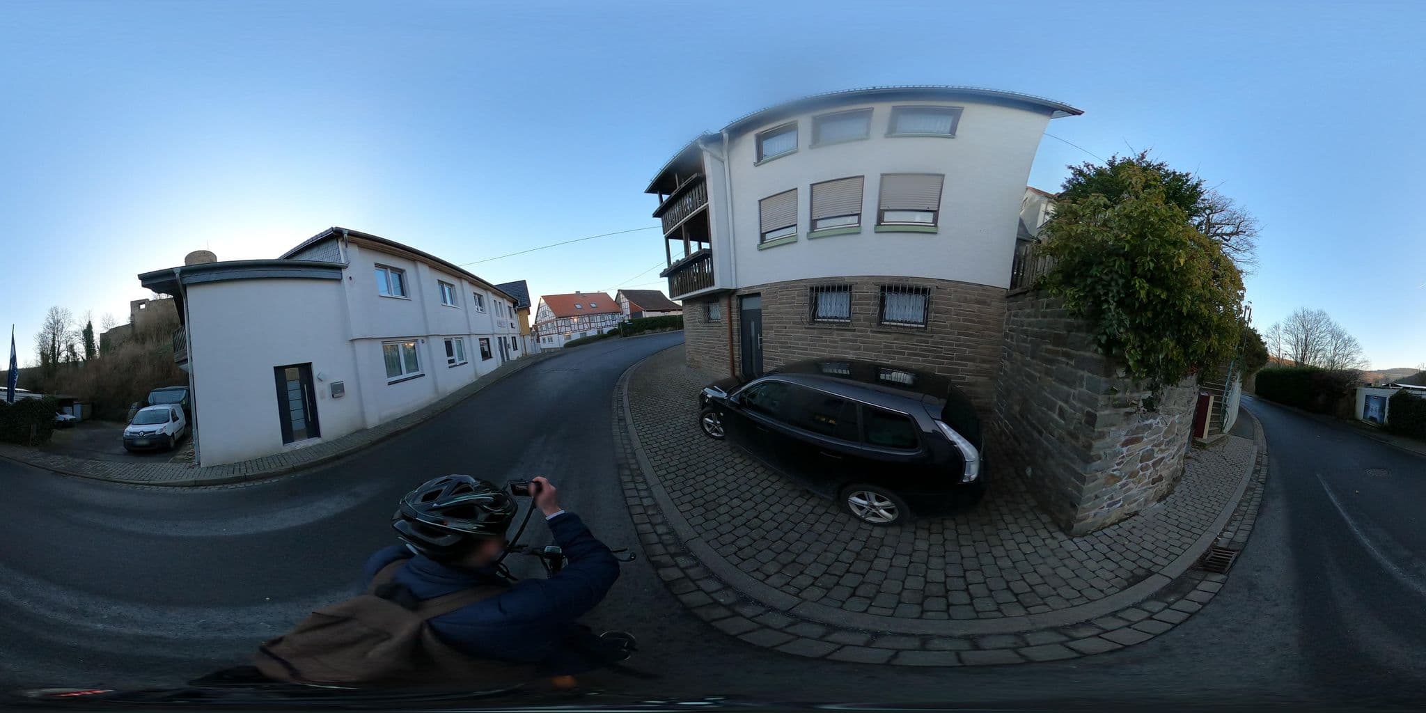 Street view near Gaststätte-Pension Herrmann, Neu-Anspach — © Planungsgesellschaft_RV-K_MB (CC BY-SA · Mapillary)