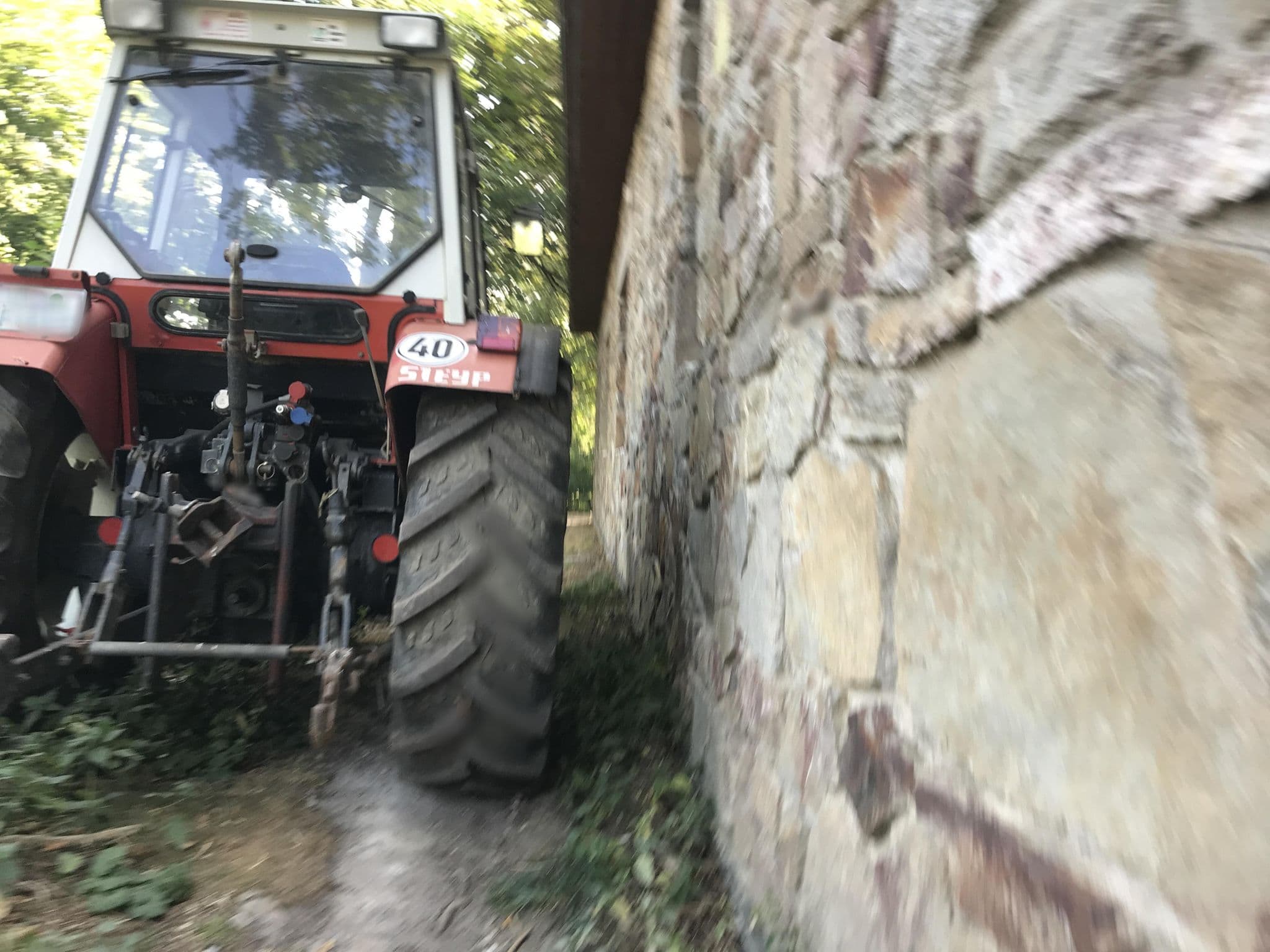 Street view near Hallgarter Zange by Weingut Meine Freiheit, Kiedrich — © miguel_andrade (CC BY-SA · Mapillary)