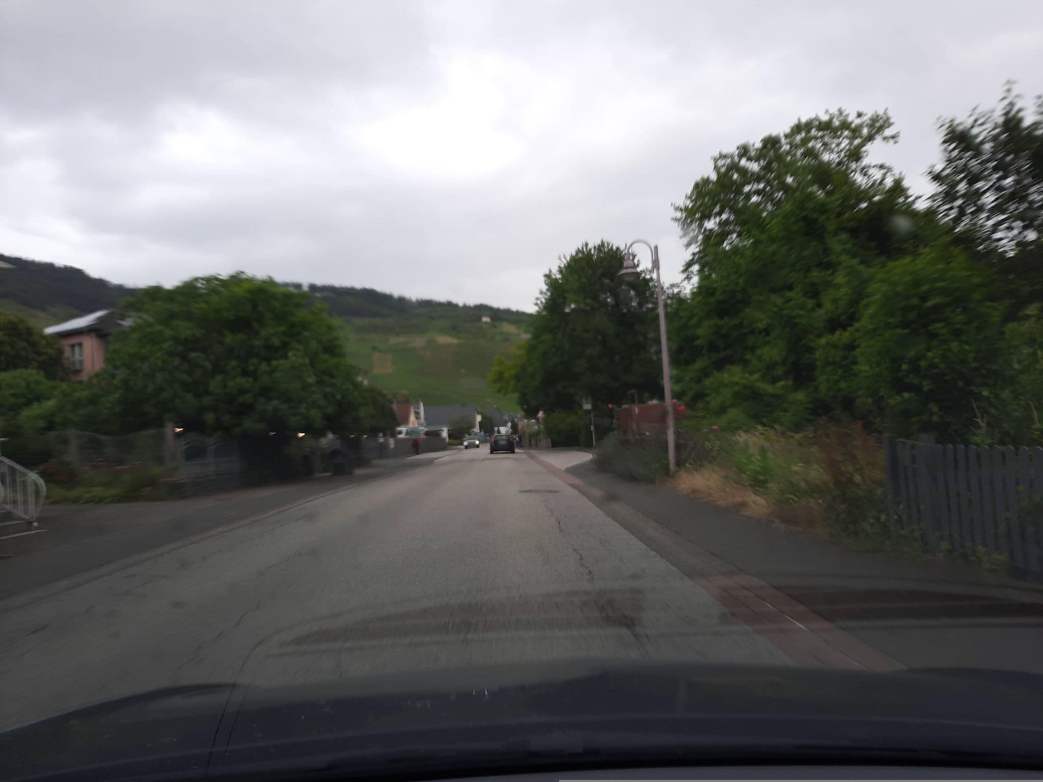 Street view near Pension Weinhaus Lenz, Kröv — © Lowiekse (CC BY-SA · Mapillary)