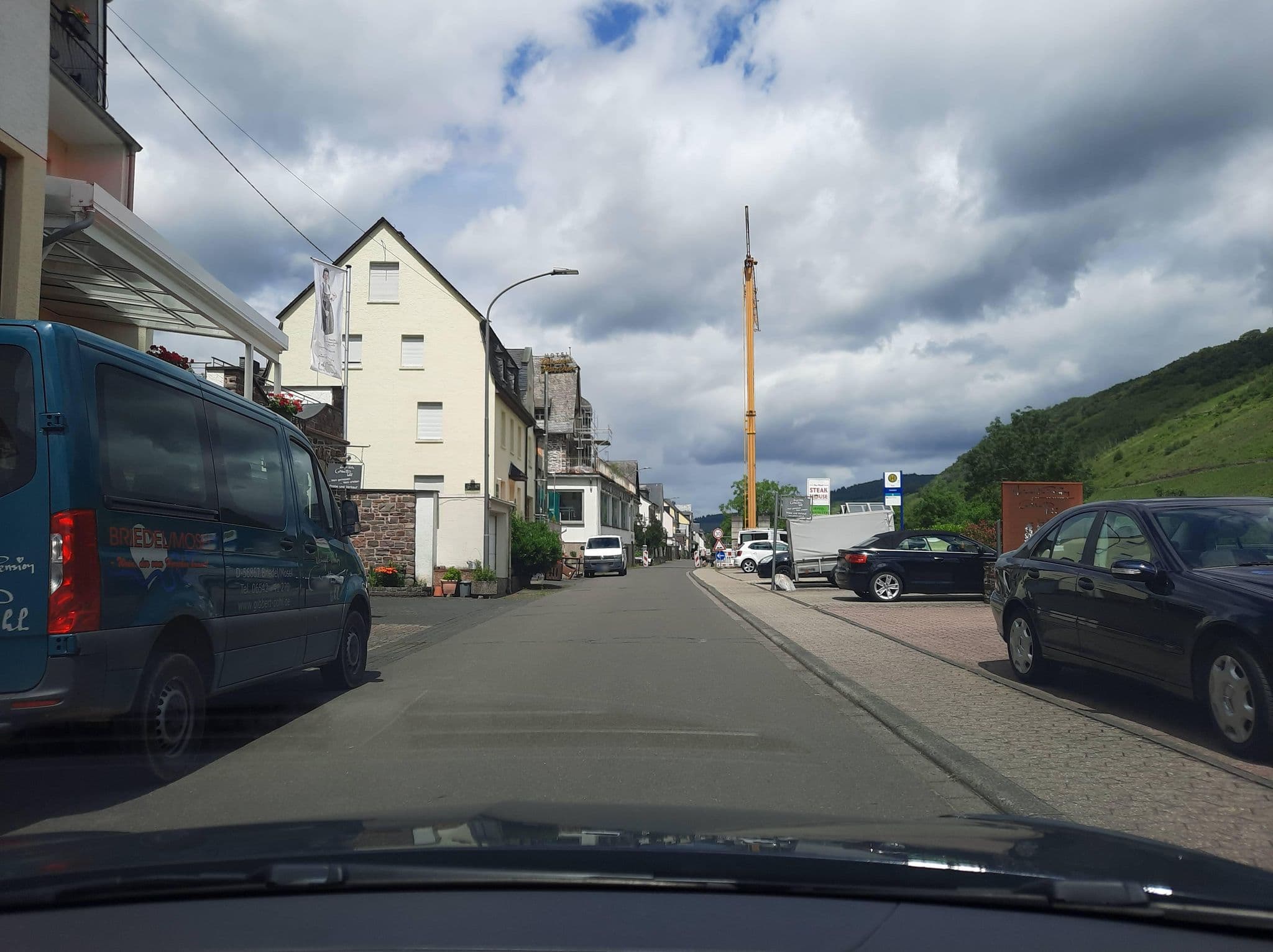 Street view near Pension Gibbert-Pohl, Briedel — © Lowiekse (CC BY-SA · Mapillary)