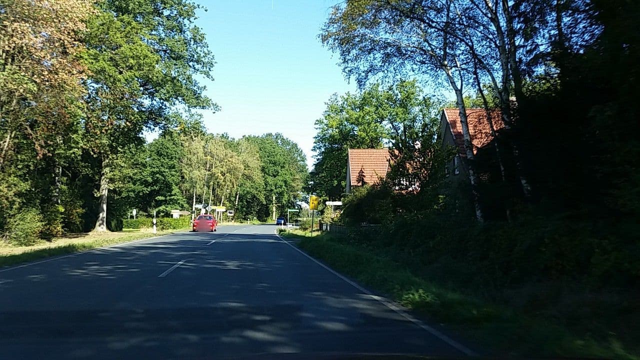 Street view near Ferienhof Lührs, Schneverdingen — © tian (CC BY-SA · Mapillary)