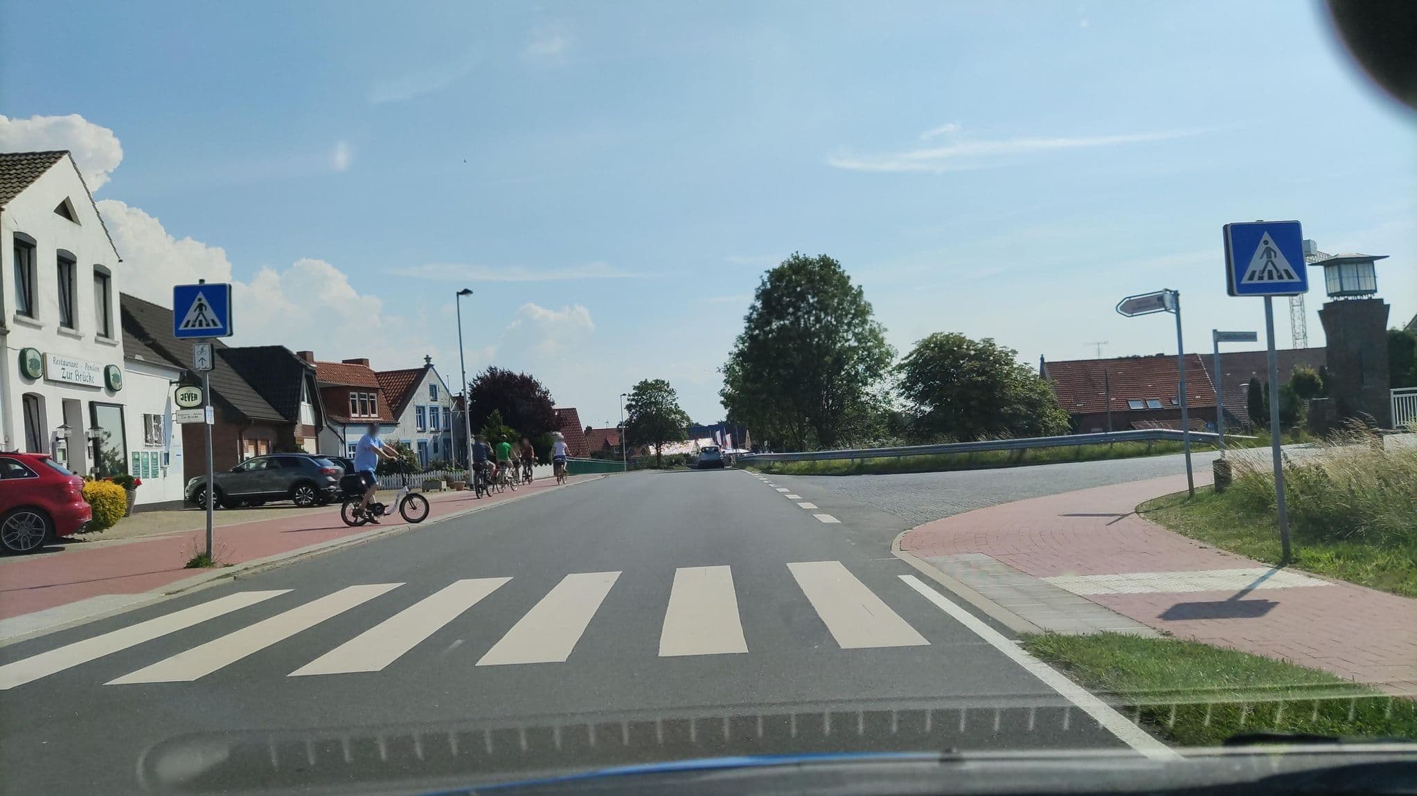 Street view near Zur Brücke, Neuharlingersiel