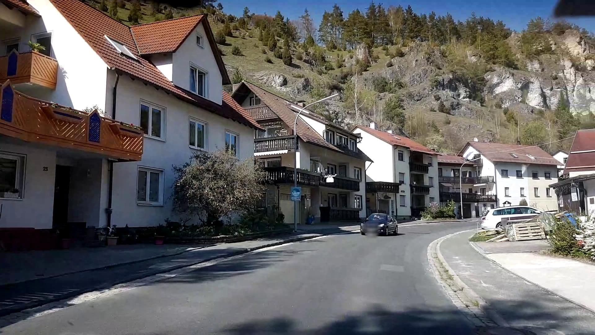 Street view near Haus Sophia, Pottenstein — © r66 (CC BY-SA · Mapillary)