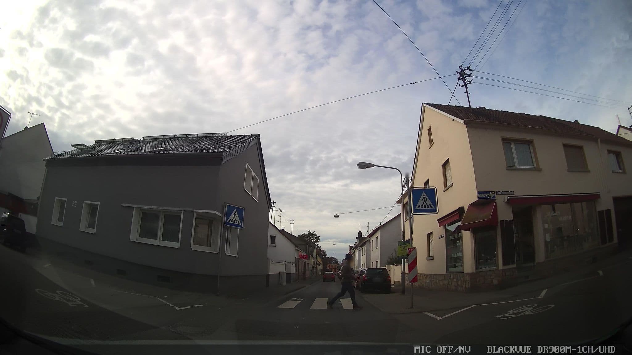 Street view near Hotel Ambrosia, Schierstein — © chuck (CC BY-SA · Mapillary)