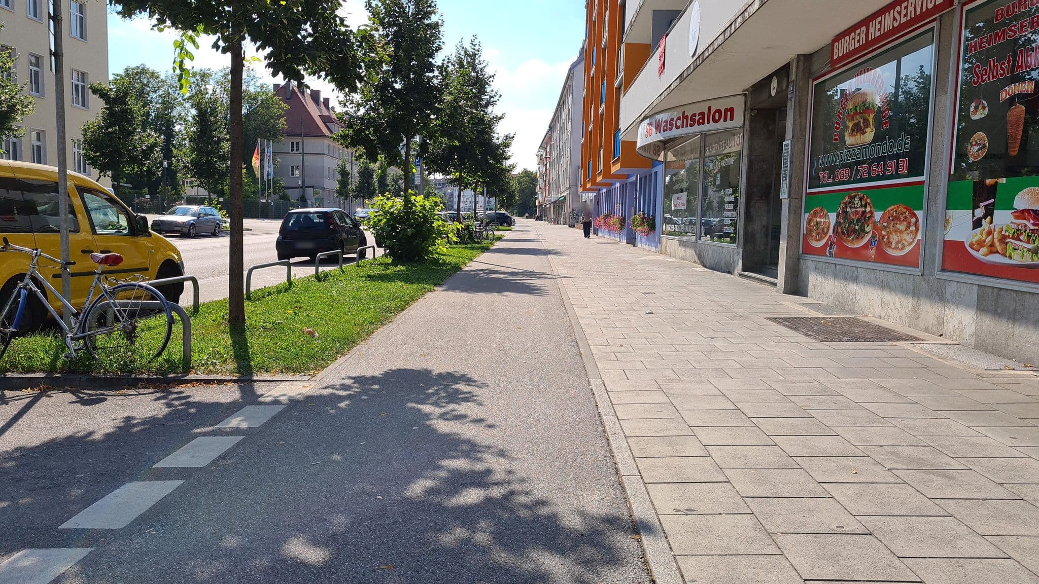 Street view near The DOT, Munich