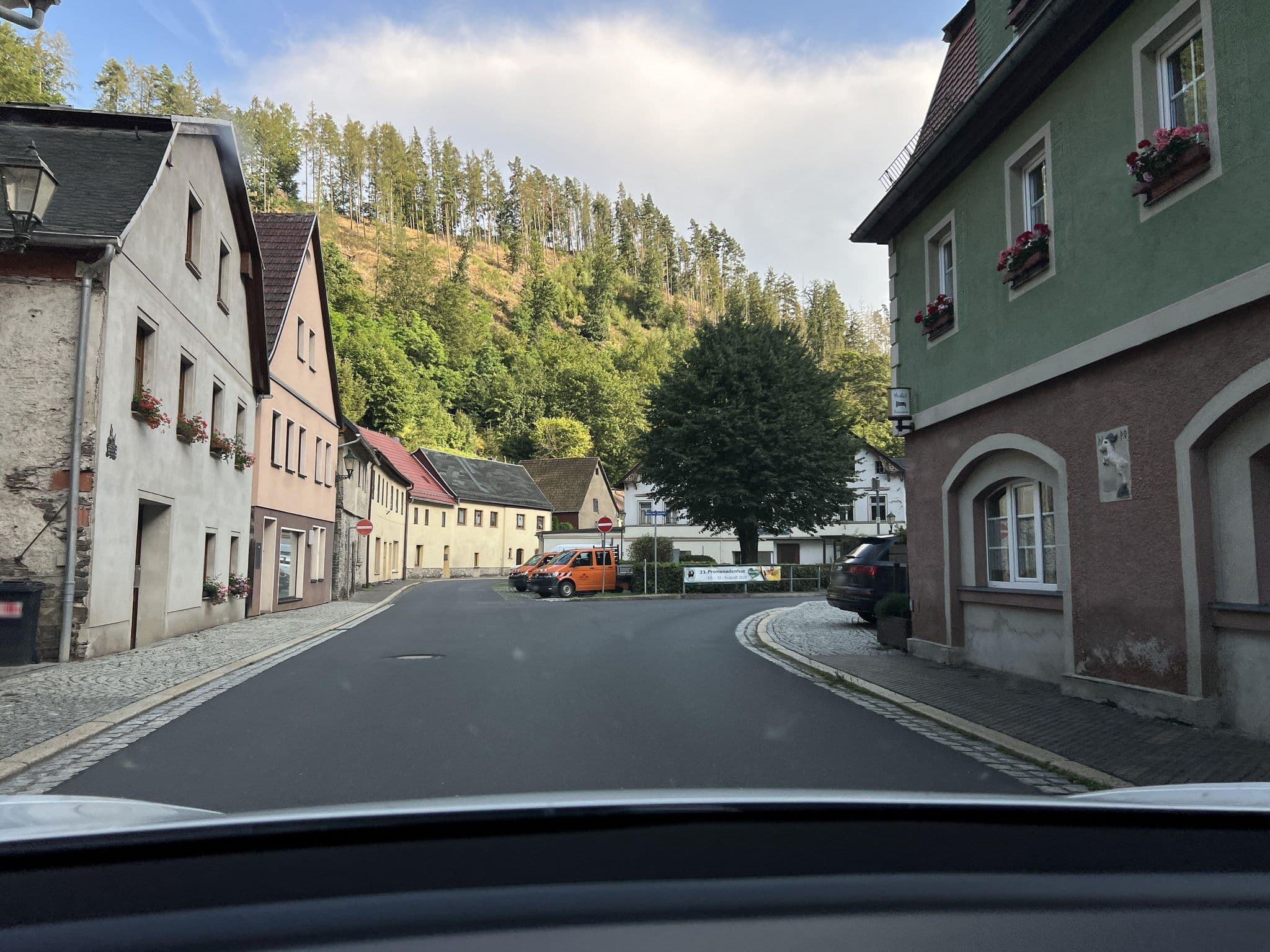 Street view near Hostel Ziegenrück, Ranis — © ottor (CC BY-SA · Mapillary)