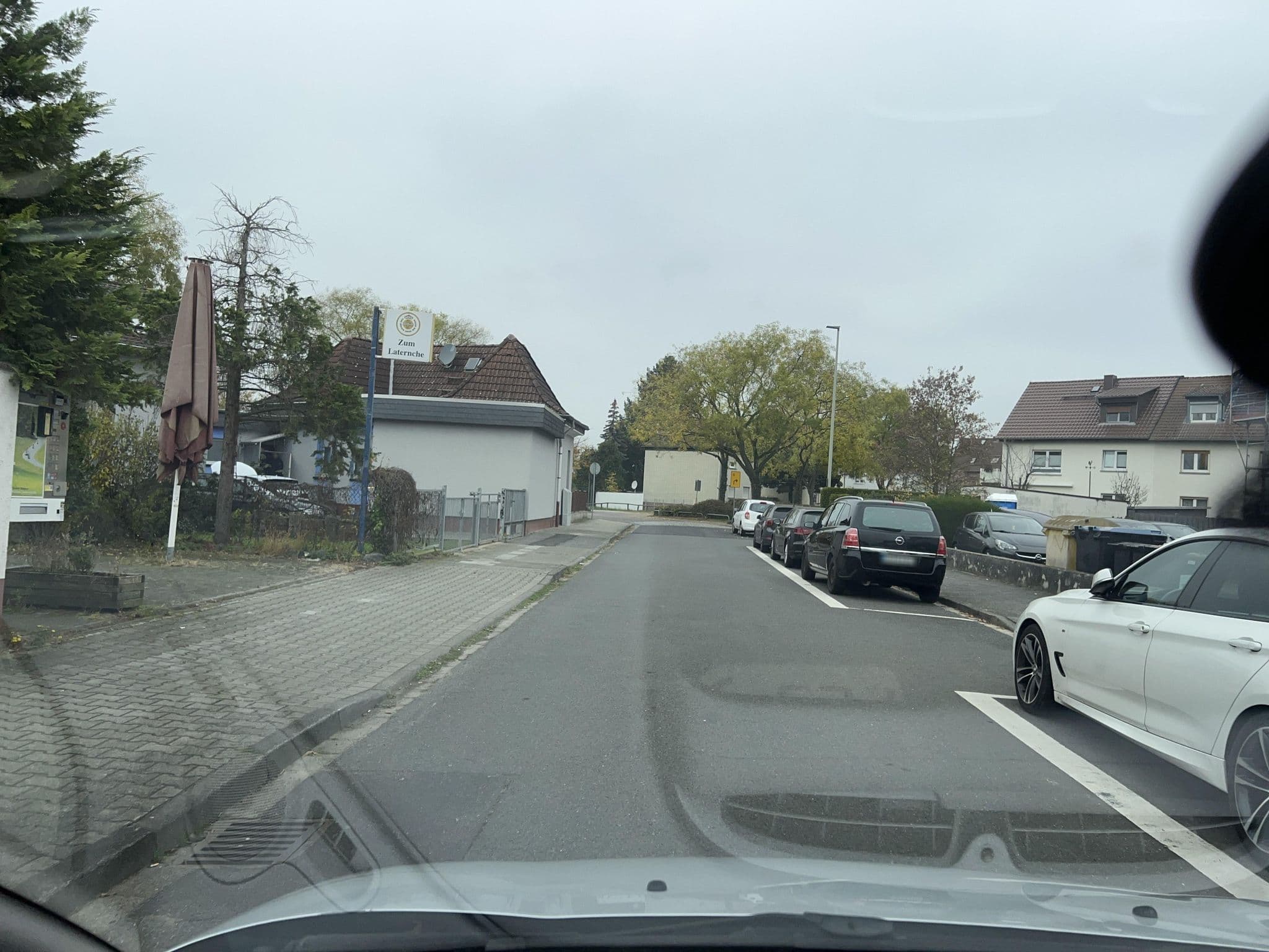 Street view near Zum Laternche, Kelsterbach — © robffm (CC BY-SA · Mapillary)