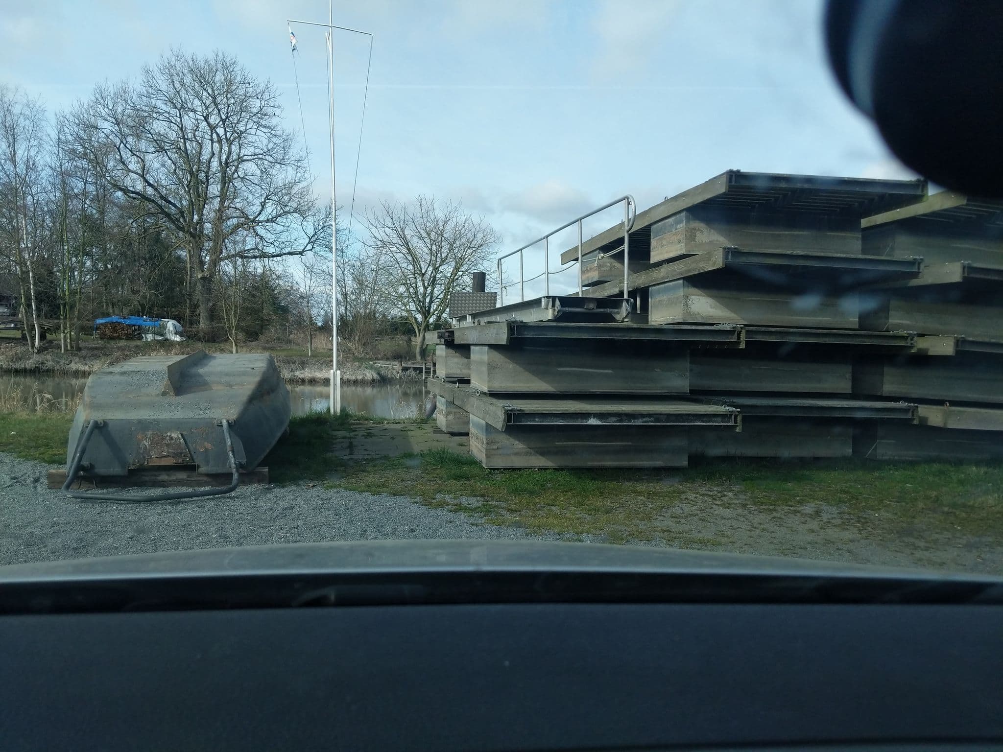 Street view near Wohnmobilstellplatz Drochtersen-Assel, Drochtersen — © nesshof (CC BY-SA · Mapillary)