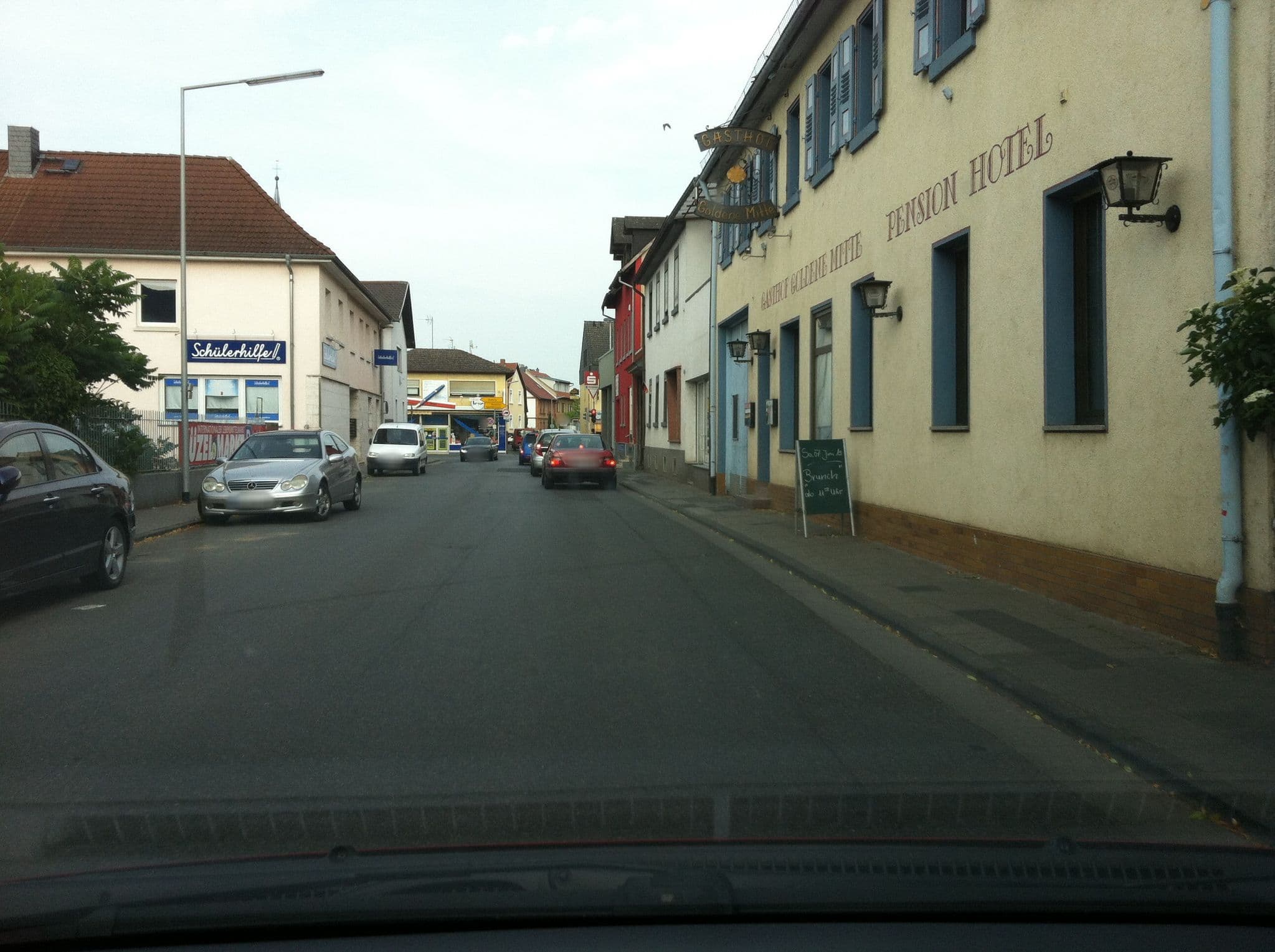Street view near Il Classico, Groß-Zimmern — © dekarl (CC BY-SA · Mapillary)