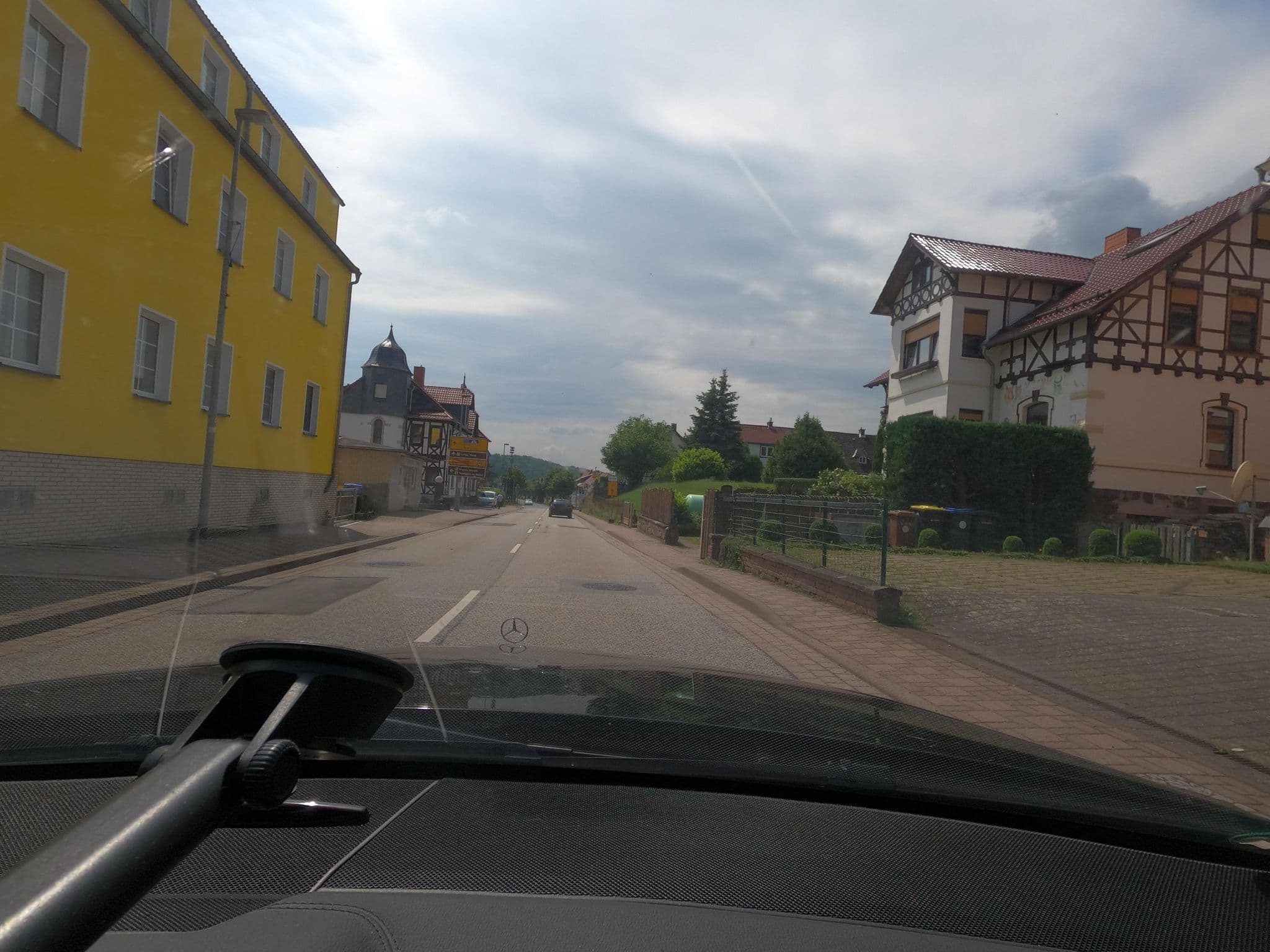 Street view near Hotel Harzparadies, Ilfeld — © saschahaberkorn (CC BY-SA · Mapillary)
