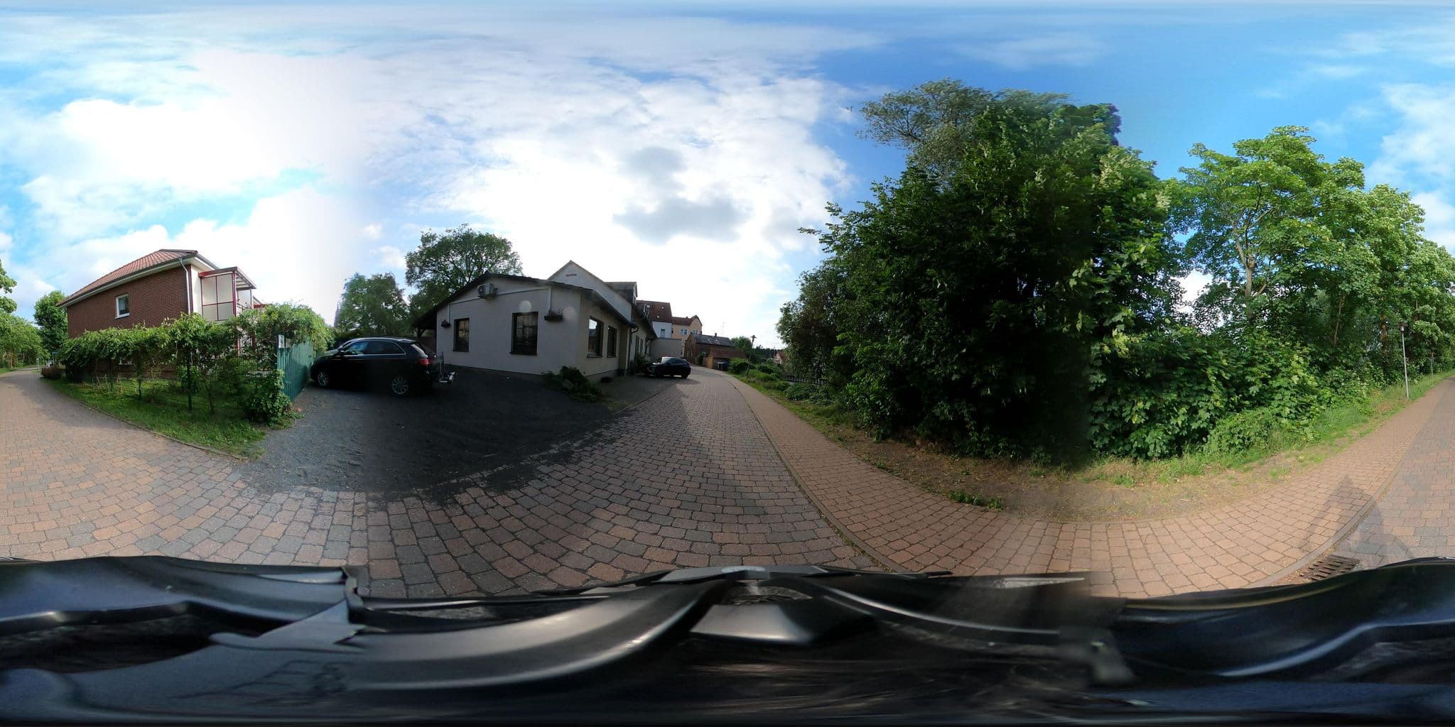 Street view near Zur alten Stadtmauer, Rathenow — © ADFClandesverbandBRB (CC BY-SA · Mapillary)