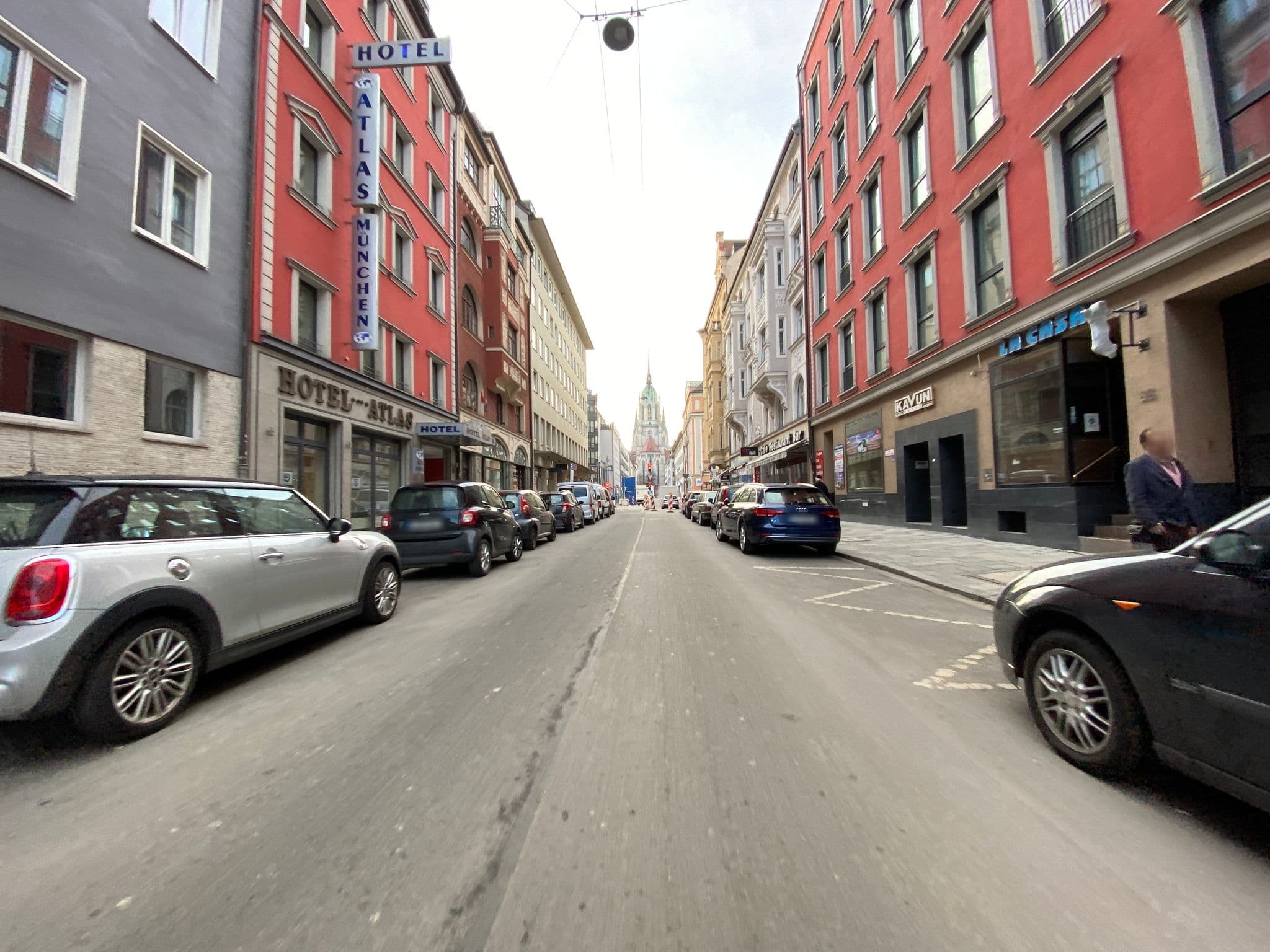 Street view near Atlas, Munich
