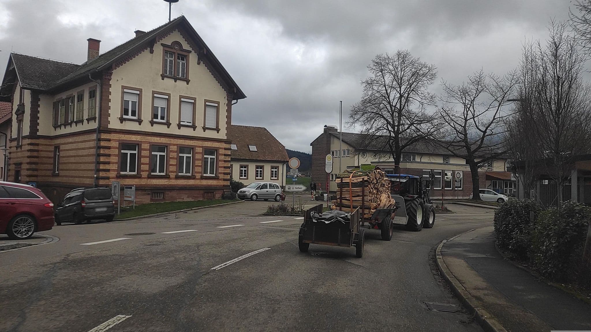 Street view near Pension Cafe Hipp, Emmendingen — © qungo (CC BY-SA · Mapillary)