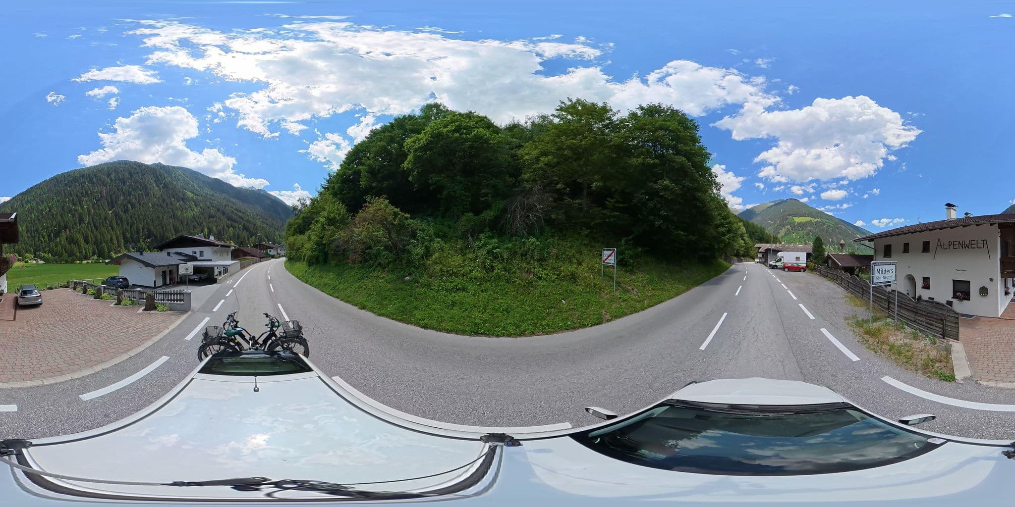 Street view near Alpenwelt, Neustift im Stubaital
