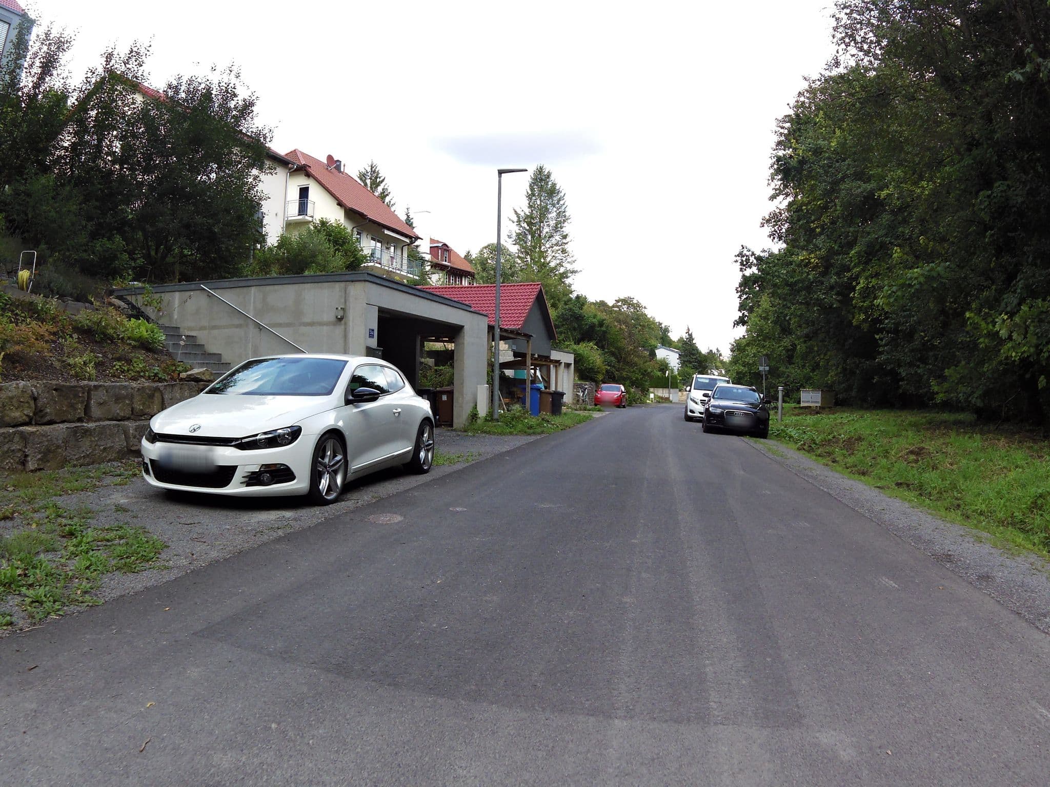 Street view near Freiraum 'pur natur', Margetshöchheim — © zoegglmeyr (CC BY-SA · Mapillary)
