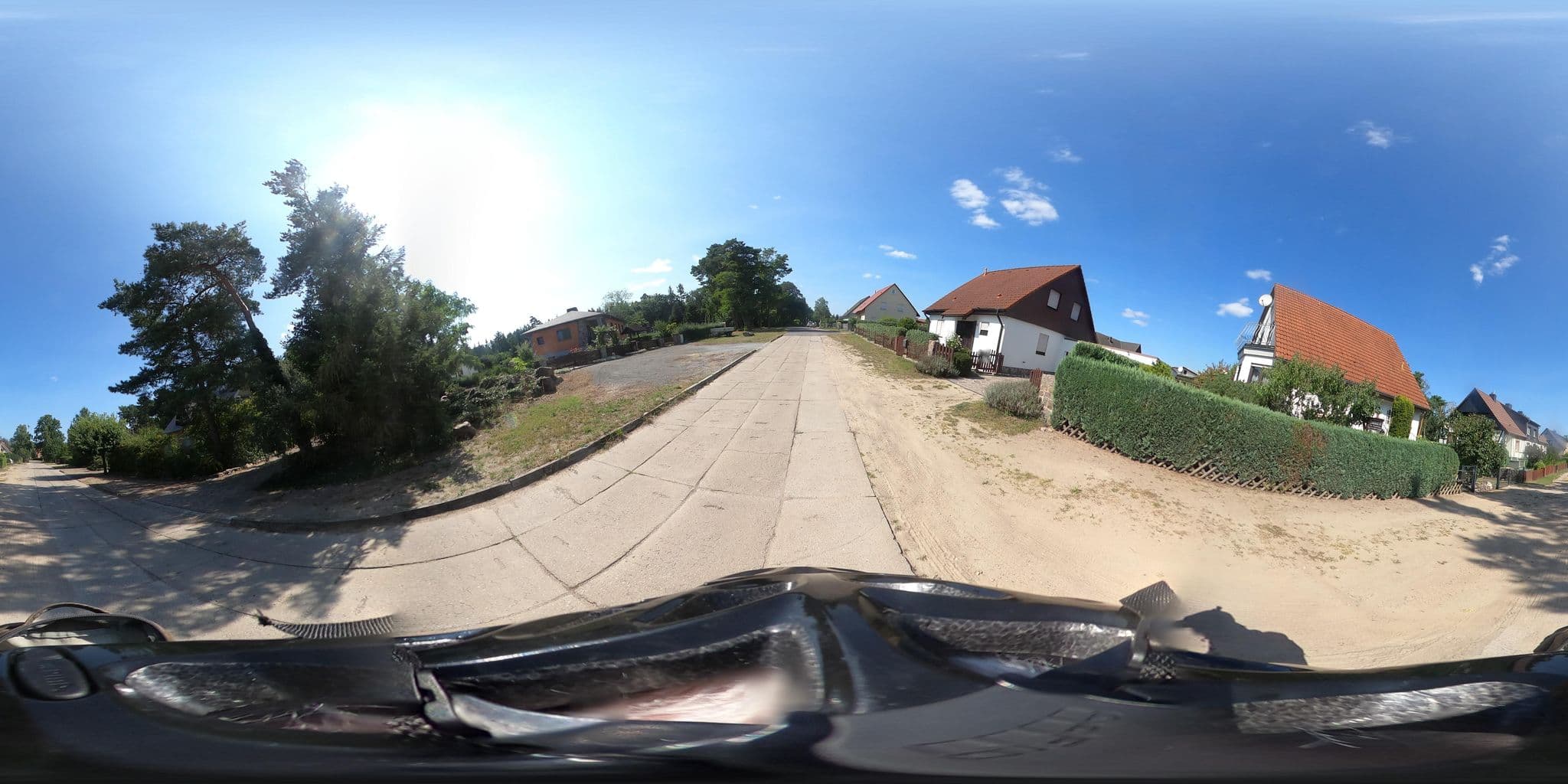 Street view near Ferienzimmer Kunstmann, Angermünde — © nhu (CC BY-SA · Mapillary)