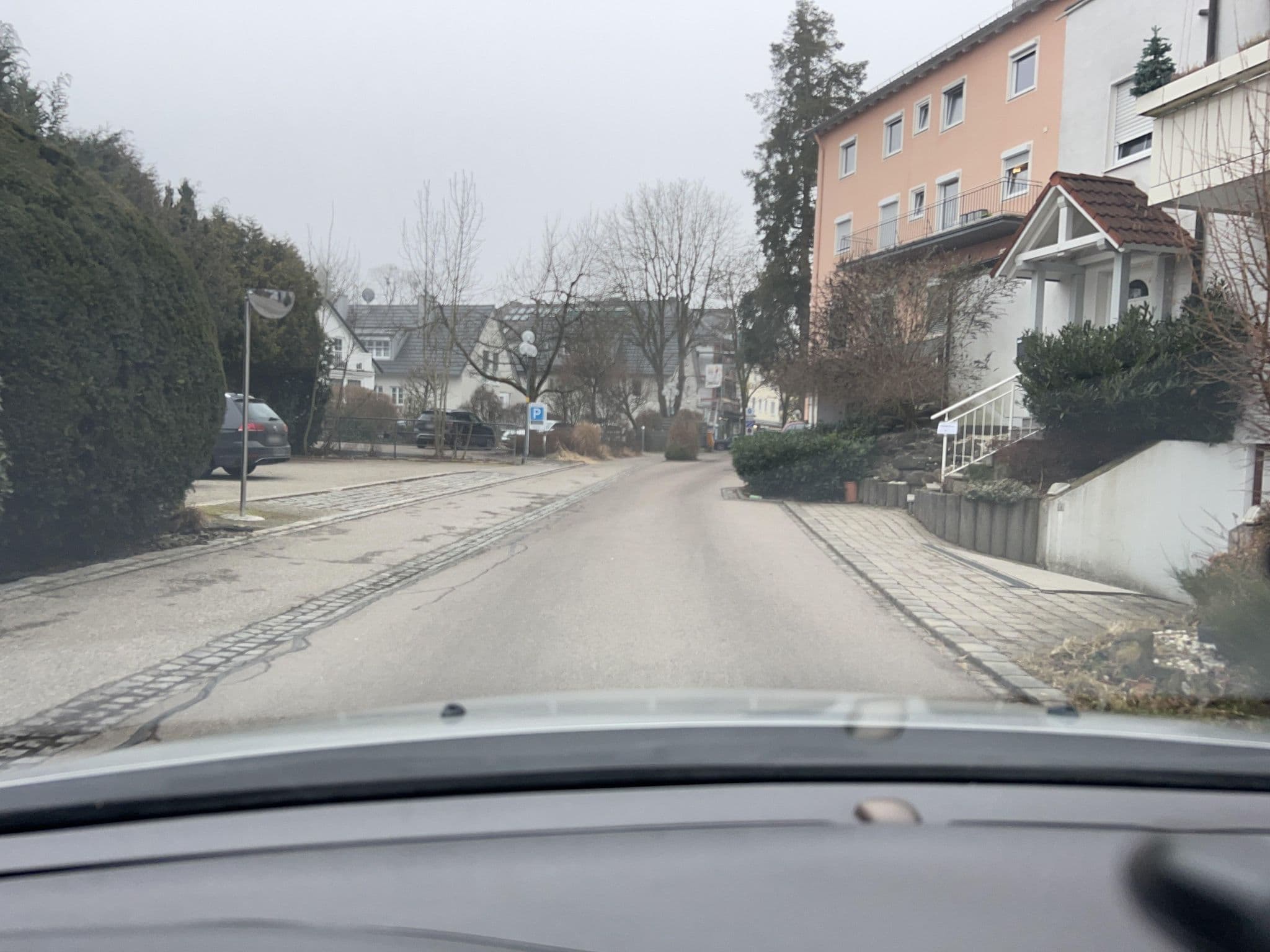 Street view near Ferienwohnungen Rosenhag, Bad Wörishofen — © chicc0 (CC BY-SA · Mapillary)