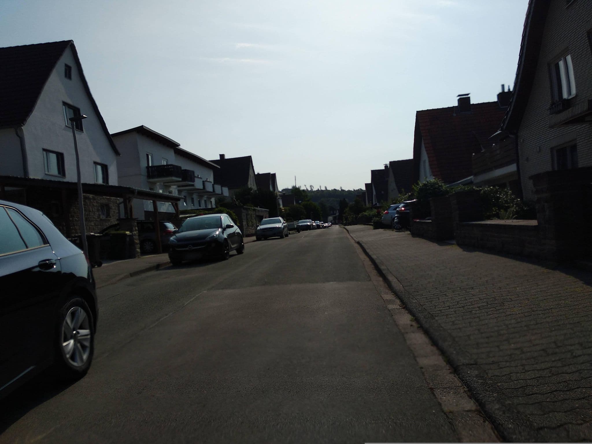 Street view near Haus Niemetz, Bad Karlshafen — © steinm (CC BY-SA · Mapillary)