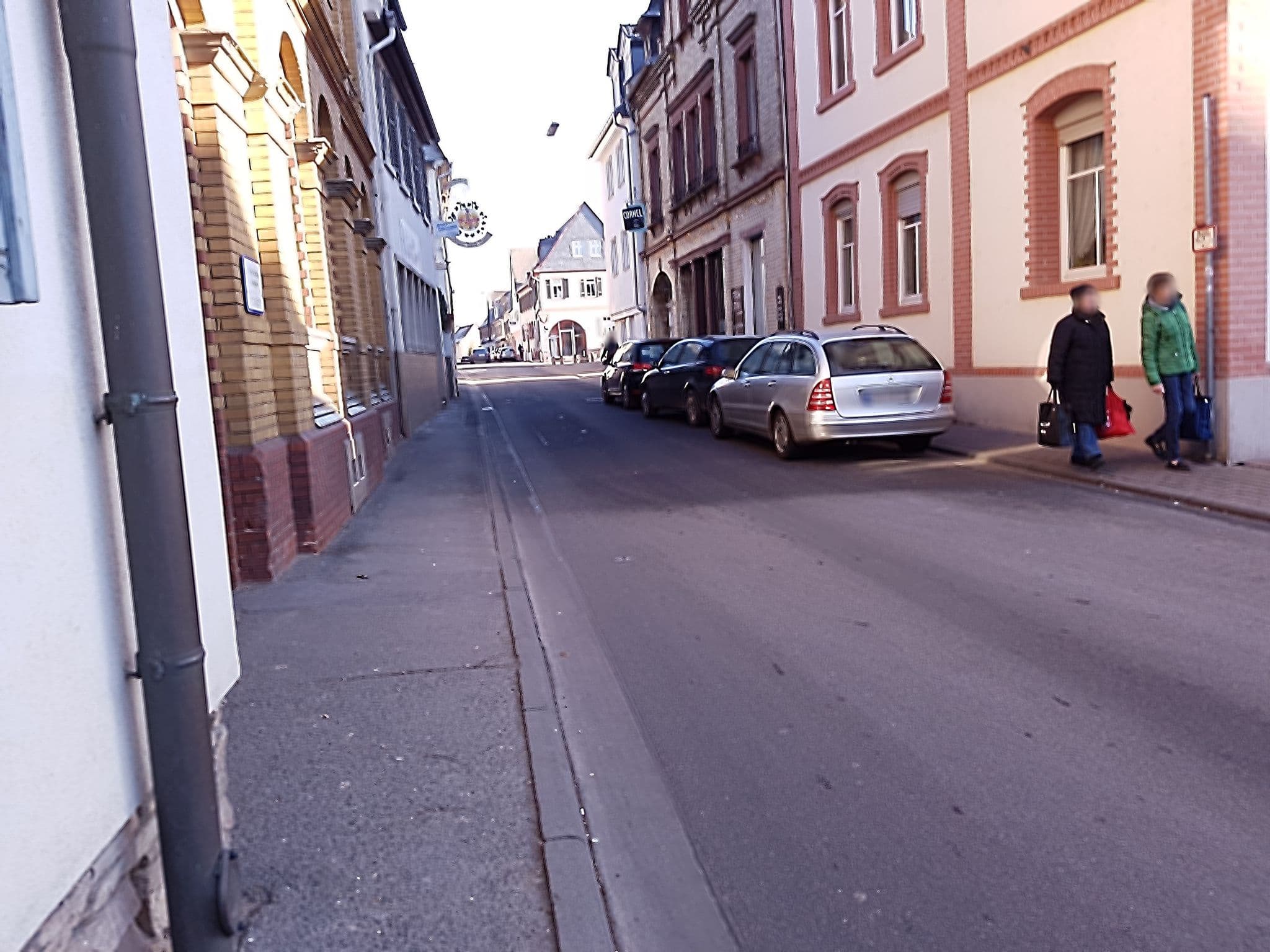 Street view near Liegen;Schaft, Geisenheim — © jurgenweighardt (CC BY-SA · Mapillary)