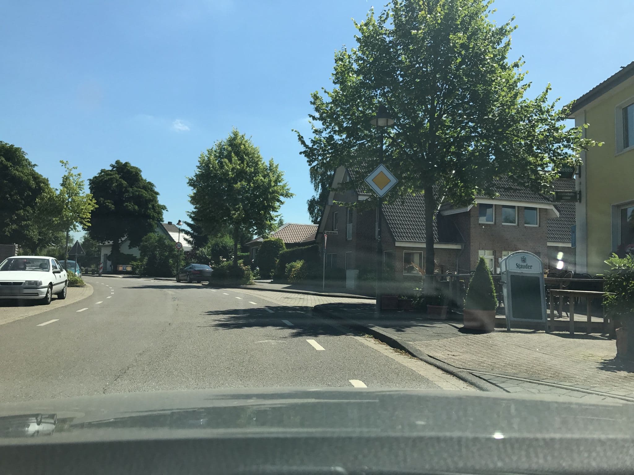Street view near Casalino Hotel, Wachtendonk — © saschahaberkorn (CC BY-SA · Mapillary)