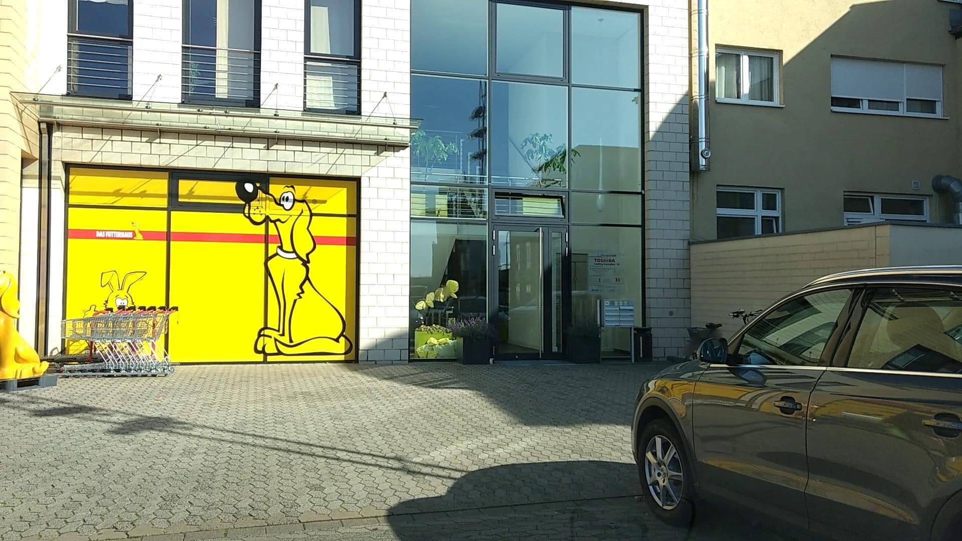 Street view near Friends Hotel, Kerpen — © etlam (CC BY-SA · Mapillary)