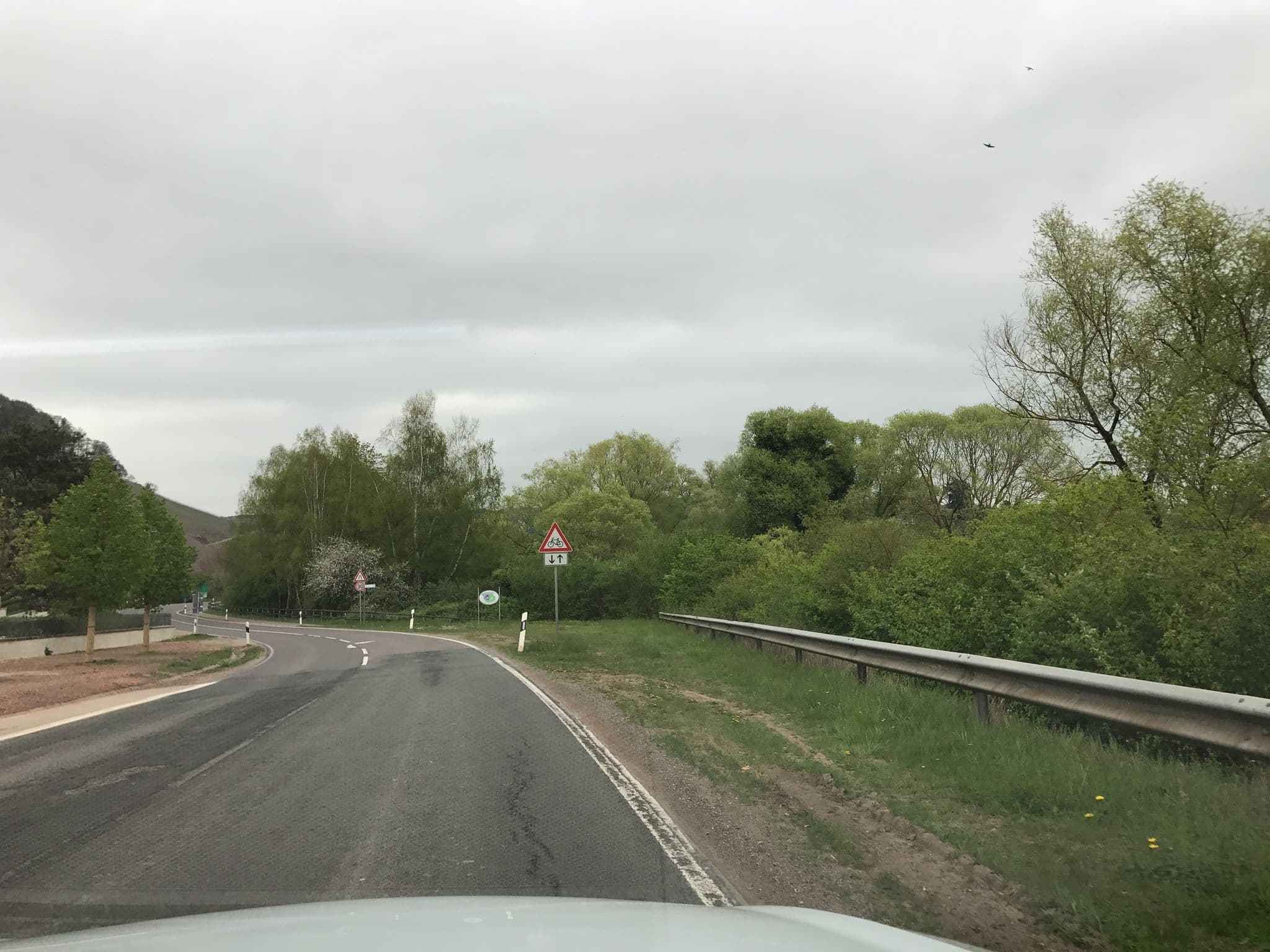 Street view near Gästehaus Cantzheim, Wiltingen — © derzornigemarkus (CC BY-SA · Mapillary)