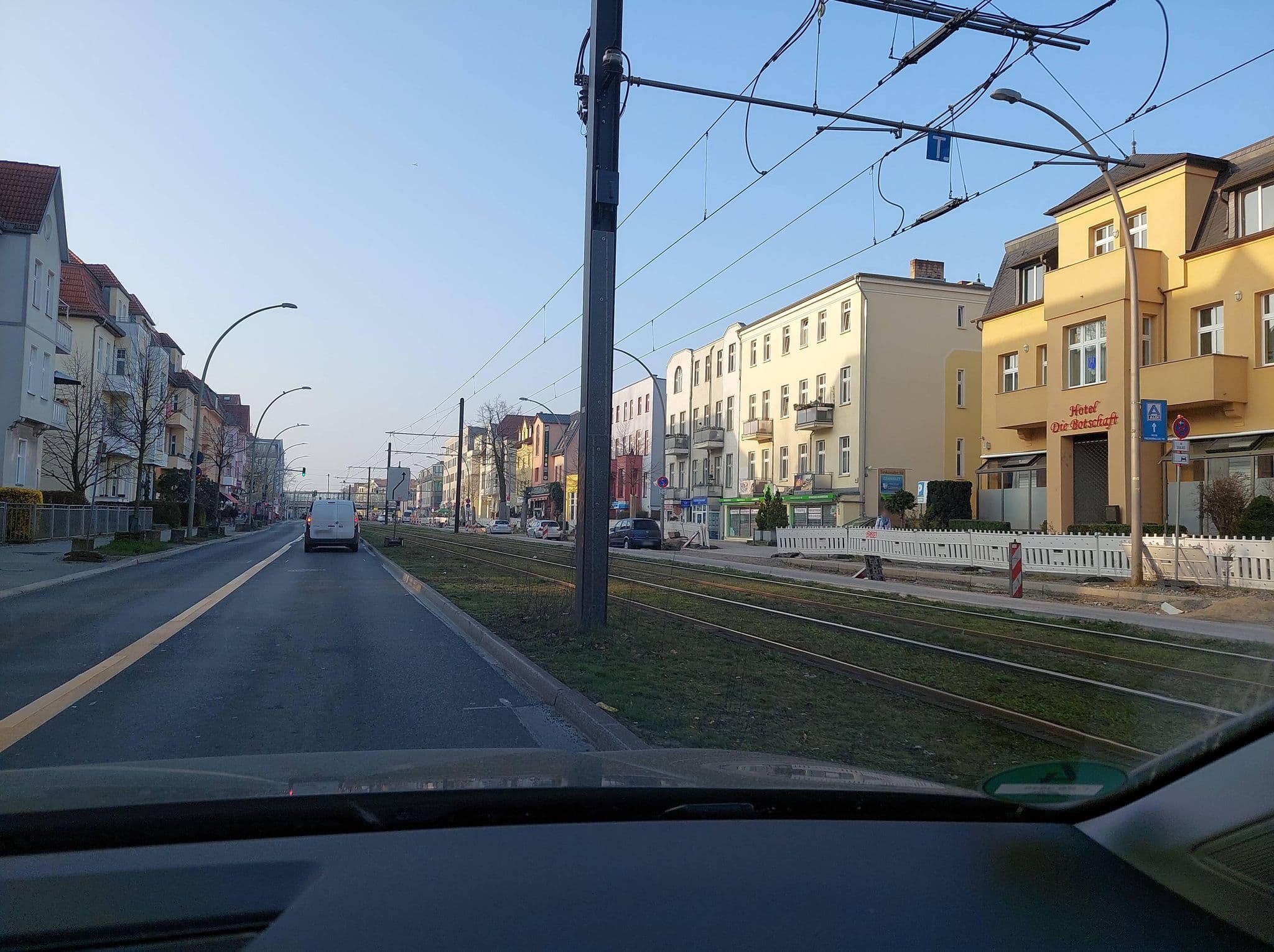 Street view near Die Botschaft, Karlshorst — © DBSEV_SBB (CC BY-SA · Mapillary)