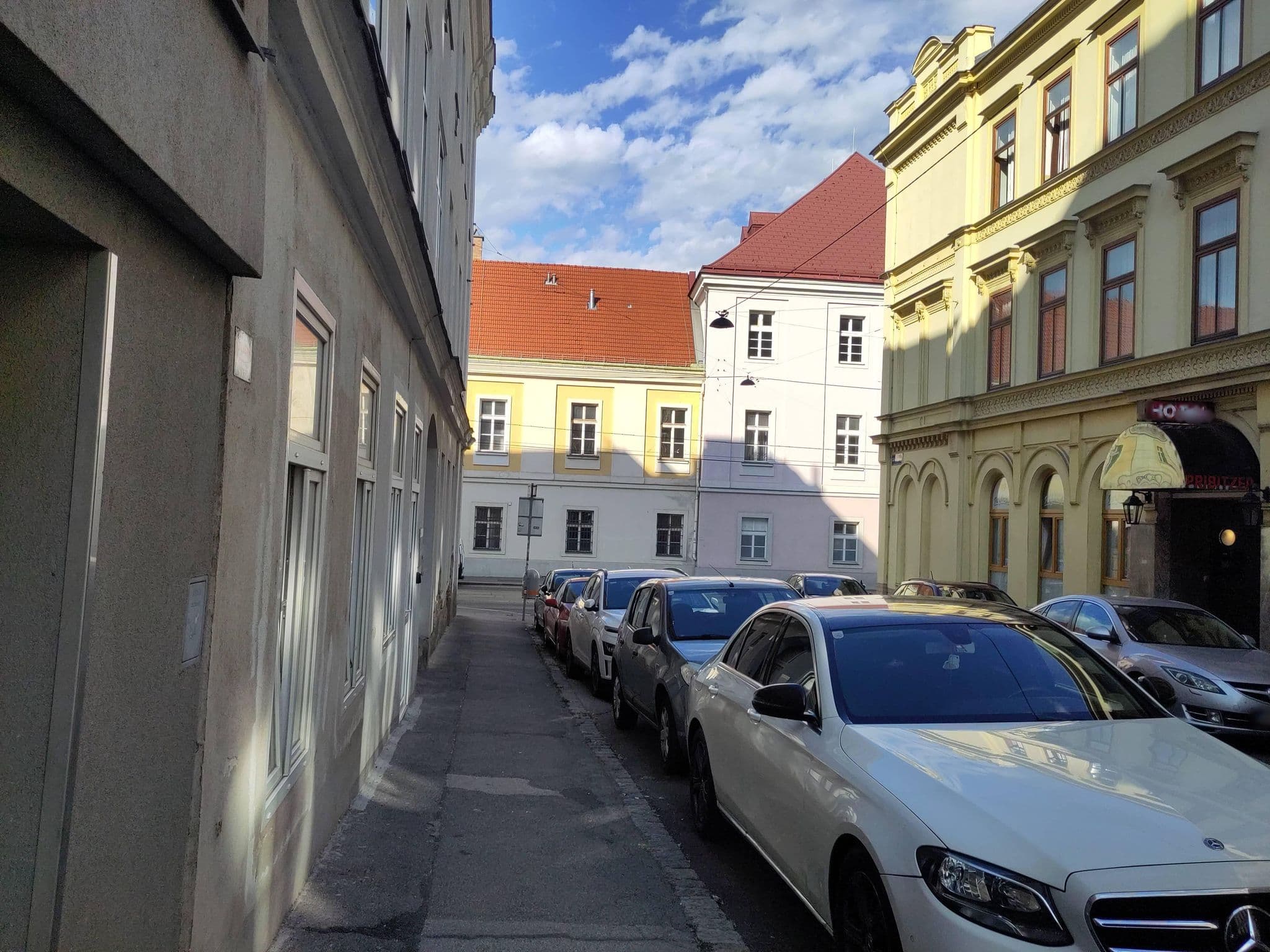 Street view near Hotel Priebitzer, Landstraße — © consens_verkehrsplanung (CC BY-SA · Mapillary)