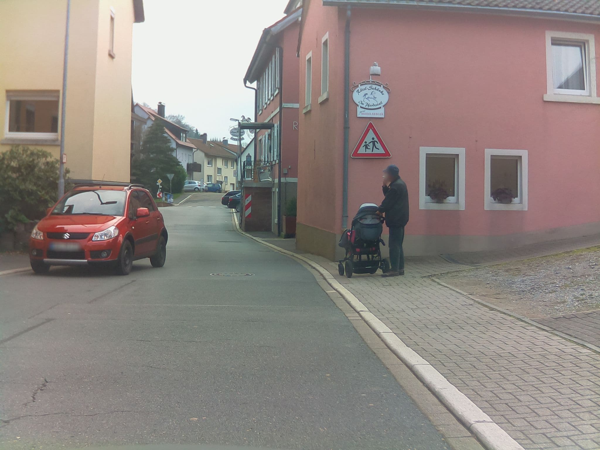 Street view near Ferienwohnung Mohr, Gaiberg — © ramap (CC BY-SA · Mapillary)