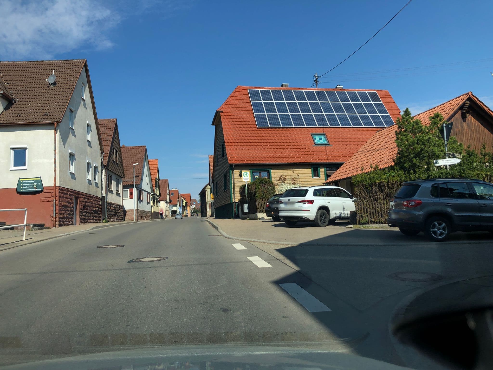 Street view near Ferienhaus Alte Wagnerei, Neuhausen — © stefan005 (CC BY-SA · Mapillary)