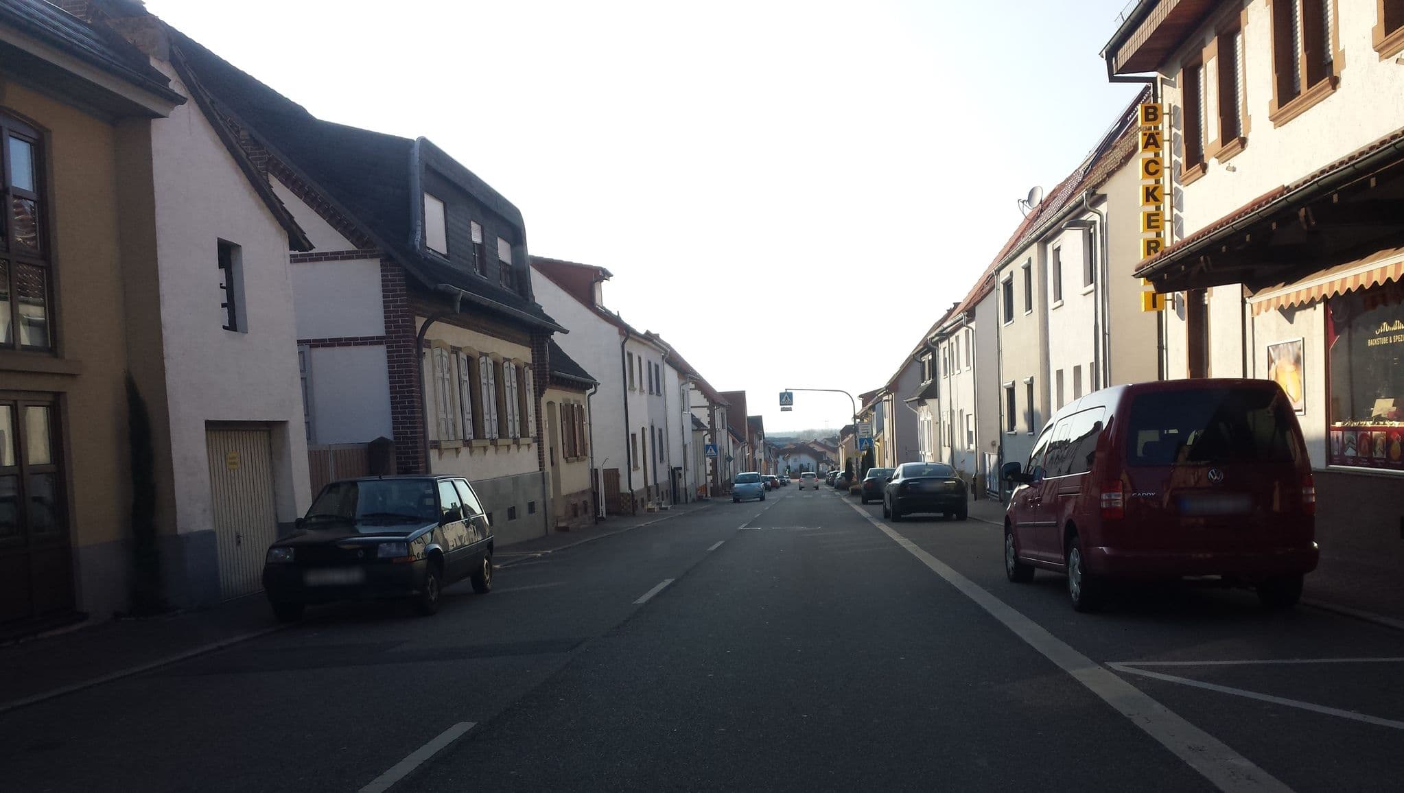 Street view near Gasthaus zur Linde, Nußloch — © wegavision (CC BY-SA · Mapillary)
