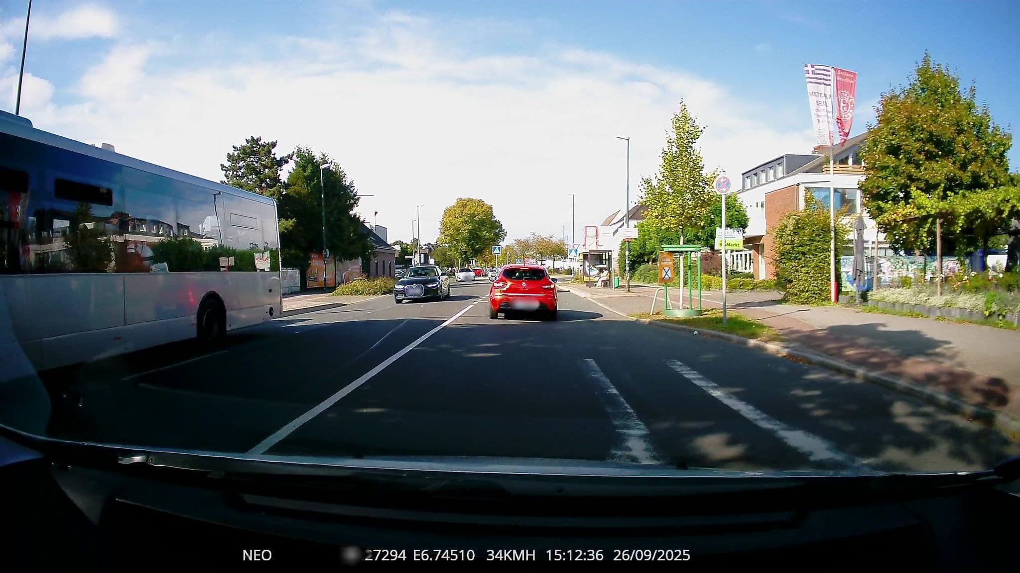 Street view near Meteora Restaurant/Gästehaus, Meerbusch — © TechniPorter (CC BY-SA · Mapillary)