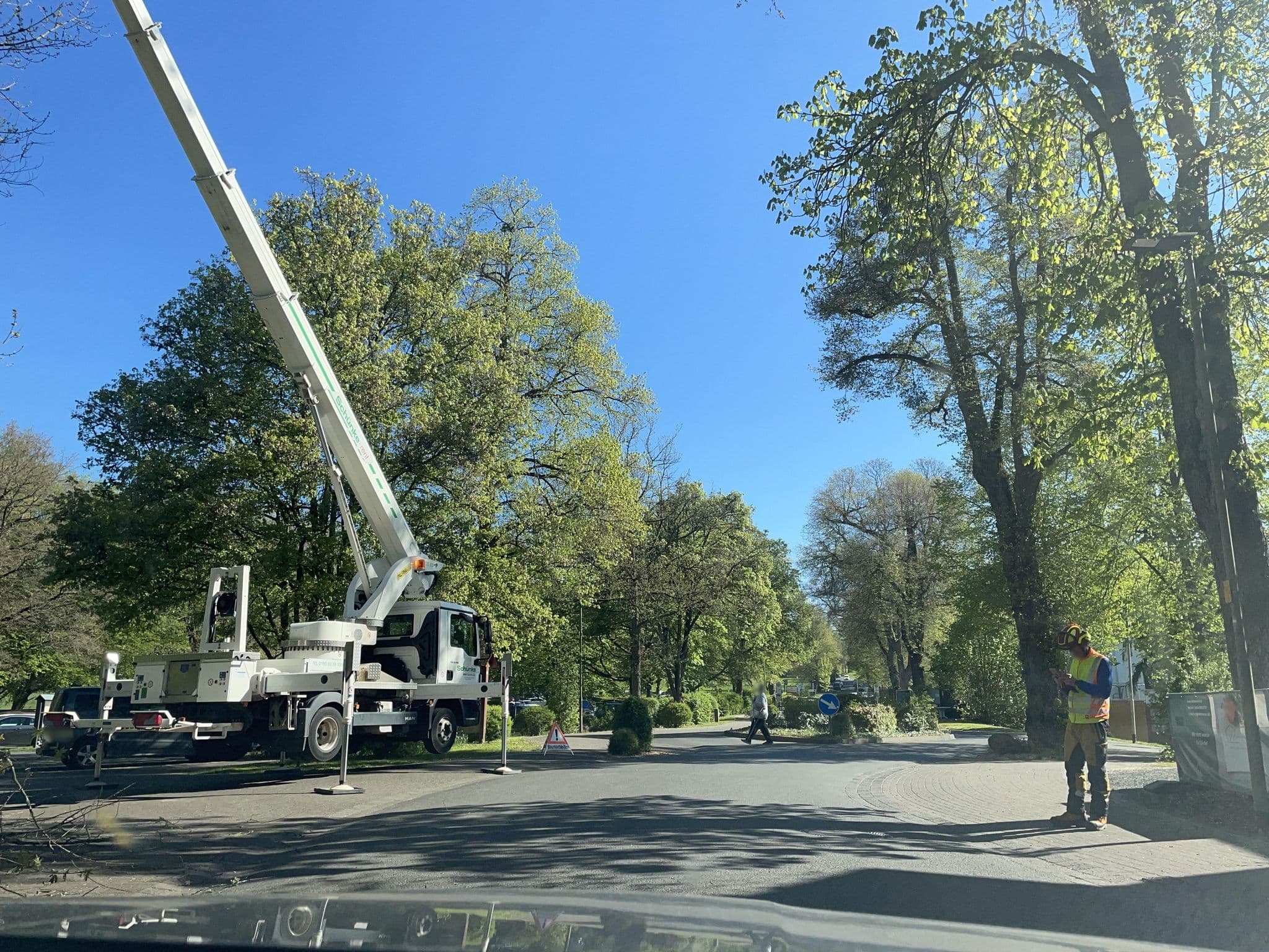 Street view near Home-Zwo Apartments, Nidda — © baldur80 (CC BY-SA · Mapillary)