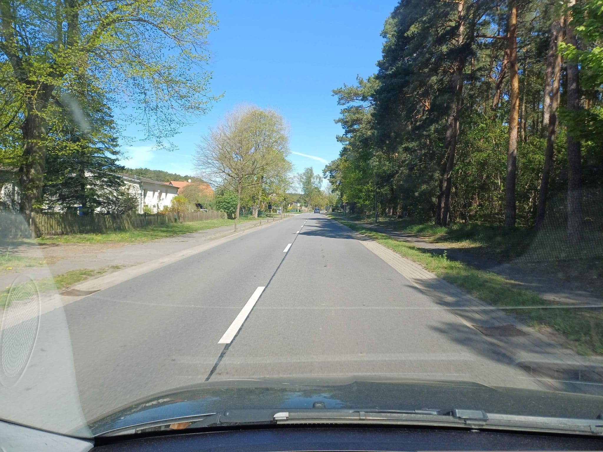 Street view near Waldlust, Wesenberg — © wentus (CC BY-SA · Mapillary)