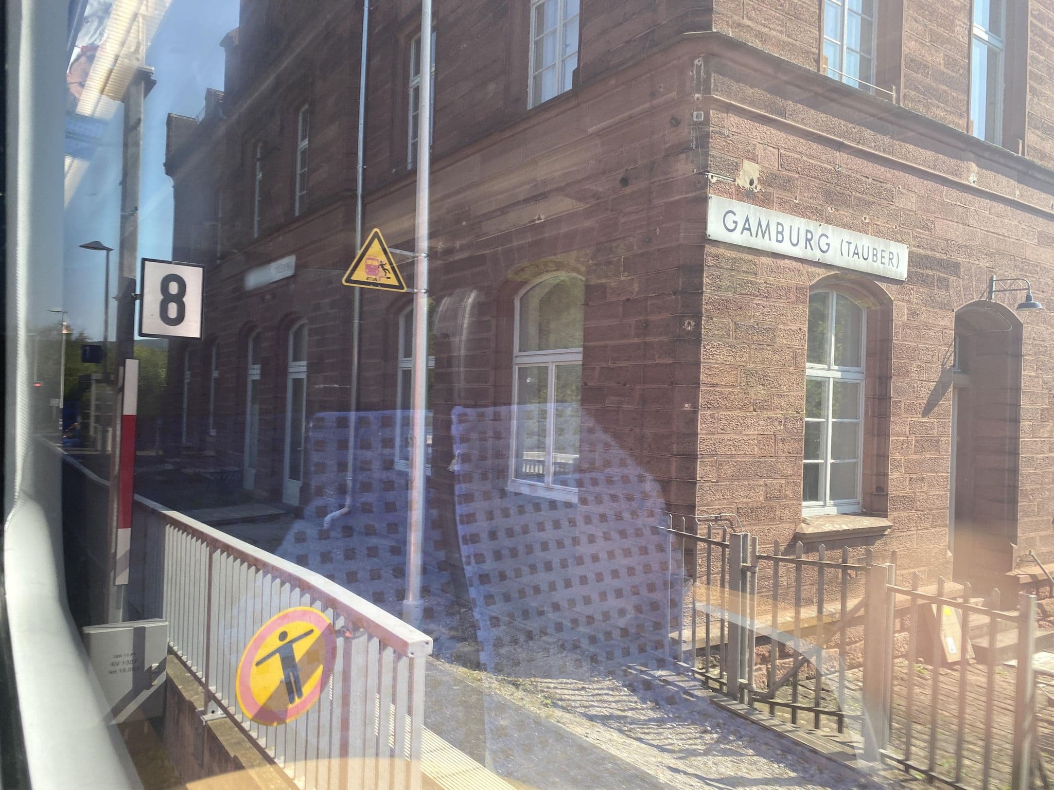 Street view near Bahnhof Gamburg, Werbach — © troher15 (CC BY-SA · Mapillary)
