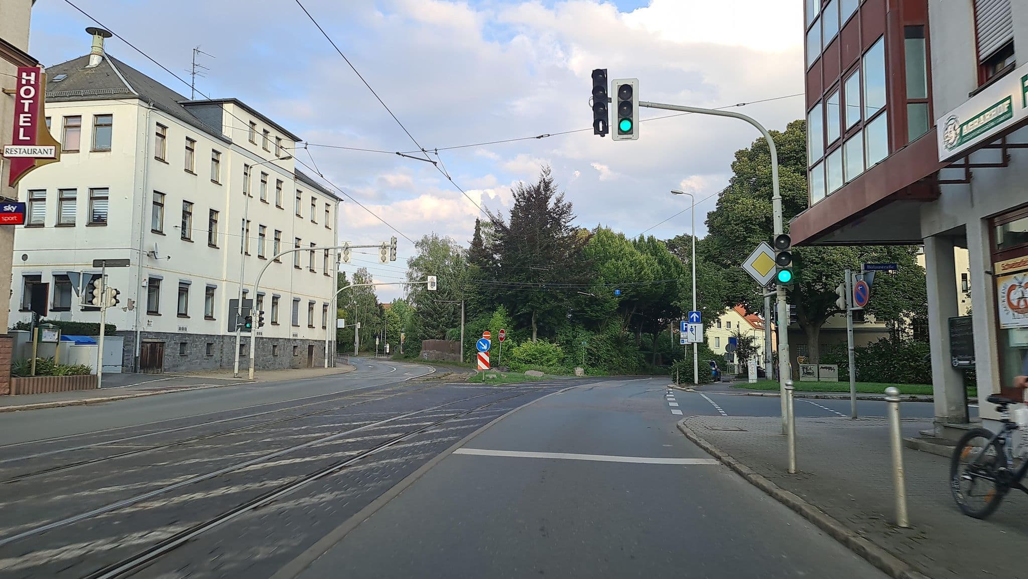 Street view near Hotel Haus Marienthal, Weißenborn — © canislupus (CC BY-SA · Mapillary)
