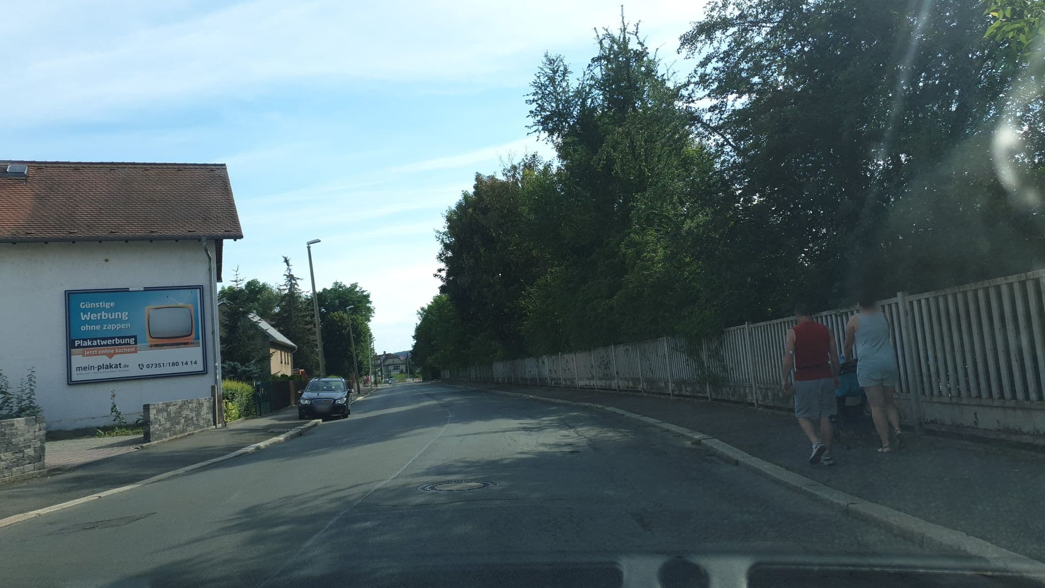 Street view near Pension Zum Obstler, Zwötzen — © canislupus (CC BY-SA · Mapillary)