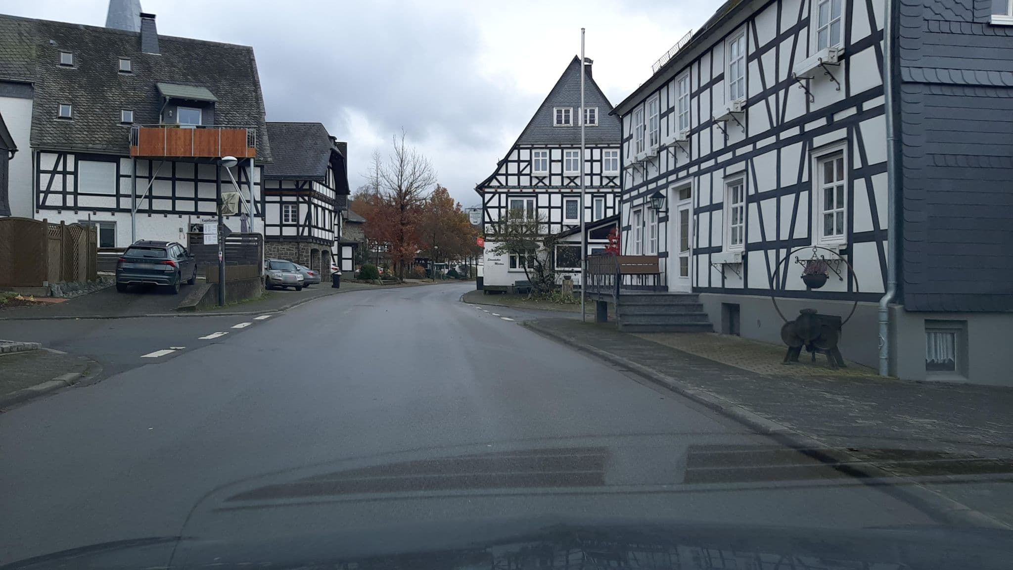 Street view near Pension Steinrücken Mertens, Olsberg — © Lowiekse (CC BY-SA · Mapillary)