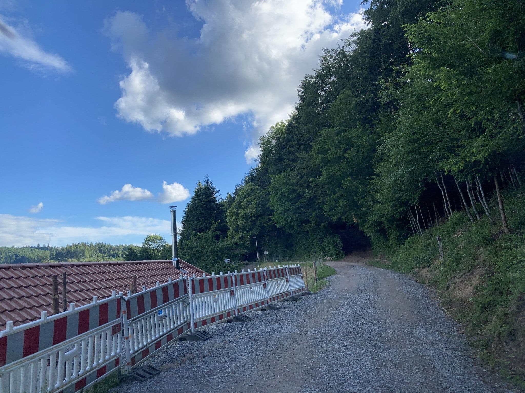 Street view near Rad und Wanderherberge Schlossberg, Schuttertal — © tasmaniadevil (CC BY-SA · Mapillary)