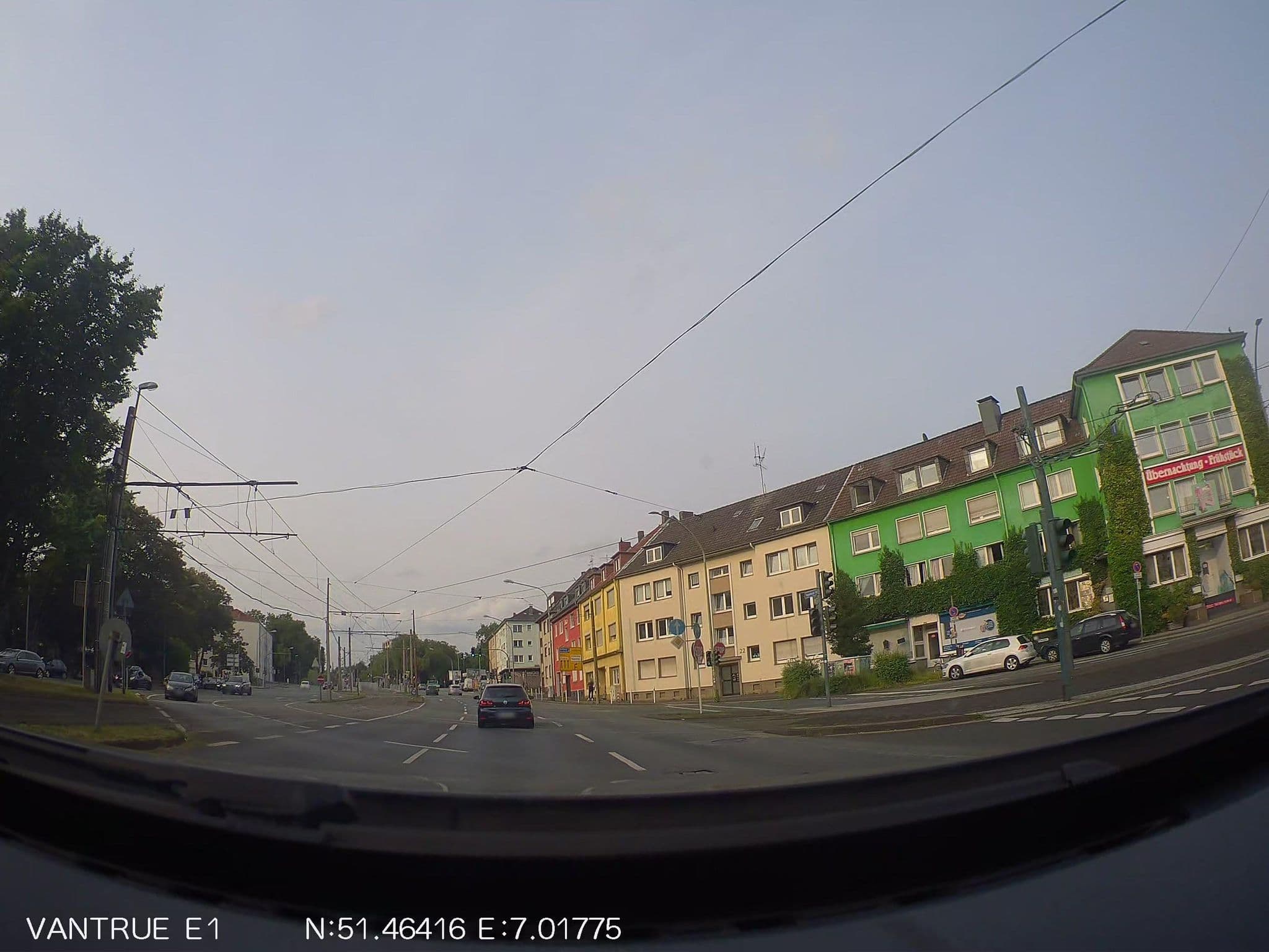Street view near Nordstern, Essen — © hiwi234 (CC BY-SA · Mapillary)
